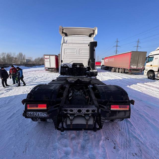 Седельный тягач КАМАЗ 5490-801-DC (газодизель) 2021 г.