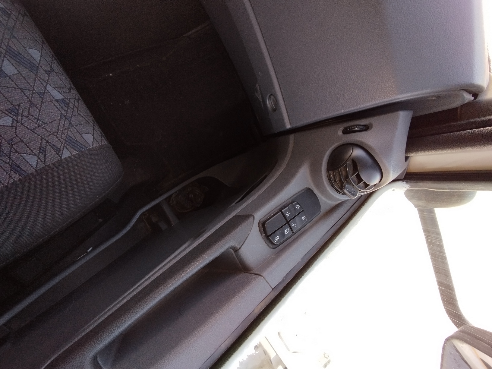 Седельный тягач КАМАЗ 5490-801-DC (газодизель) 2021 г. - фото 52