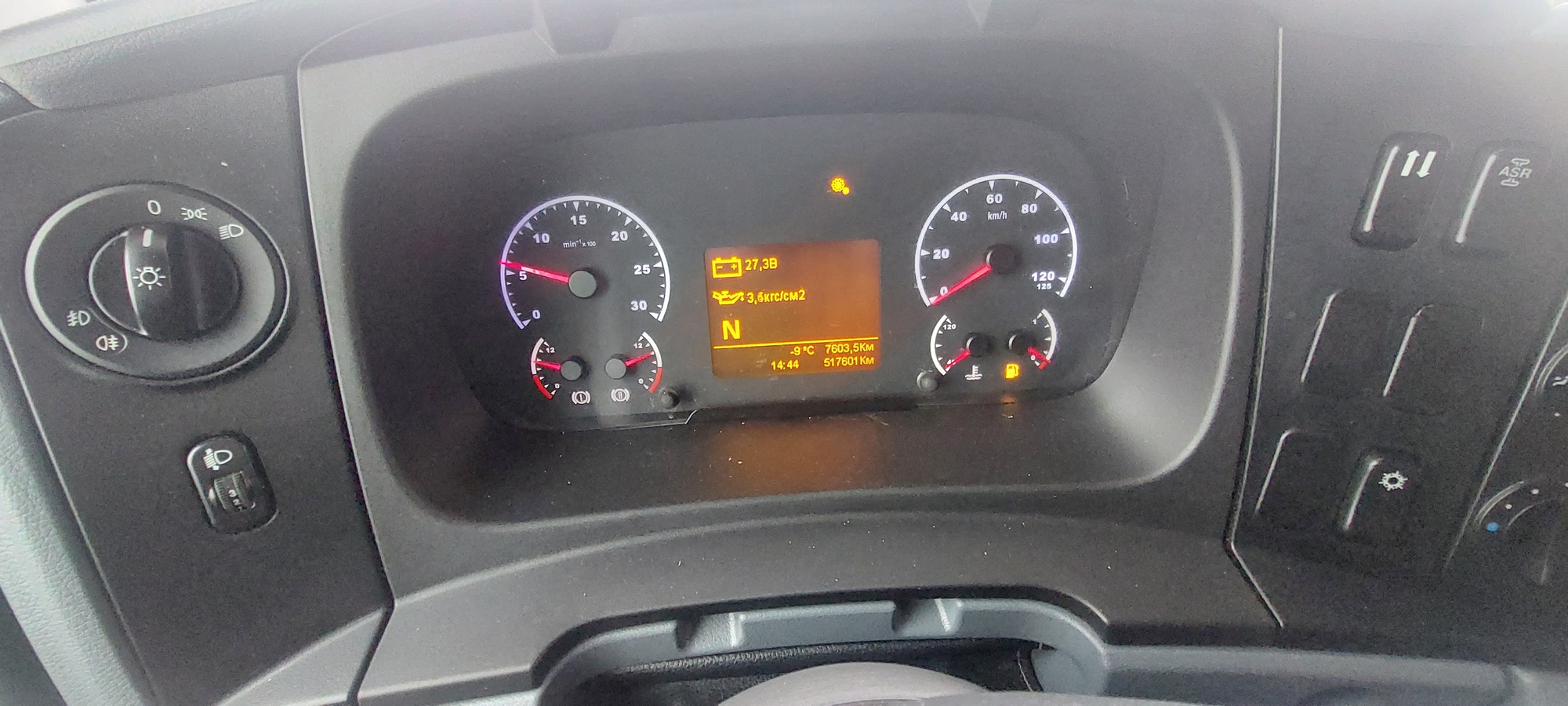 Седельный тягач КАМАЗ 5490-801-DC (газодизель) 2021 г. - фото 37