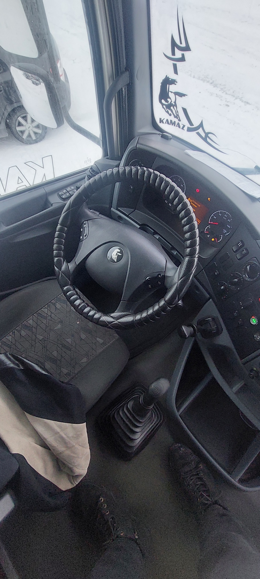 Седельный тягач КАМАЗ 5490-801-DC (газодизель) 2021 г. - фото 44