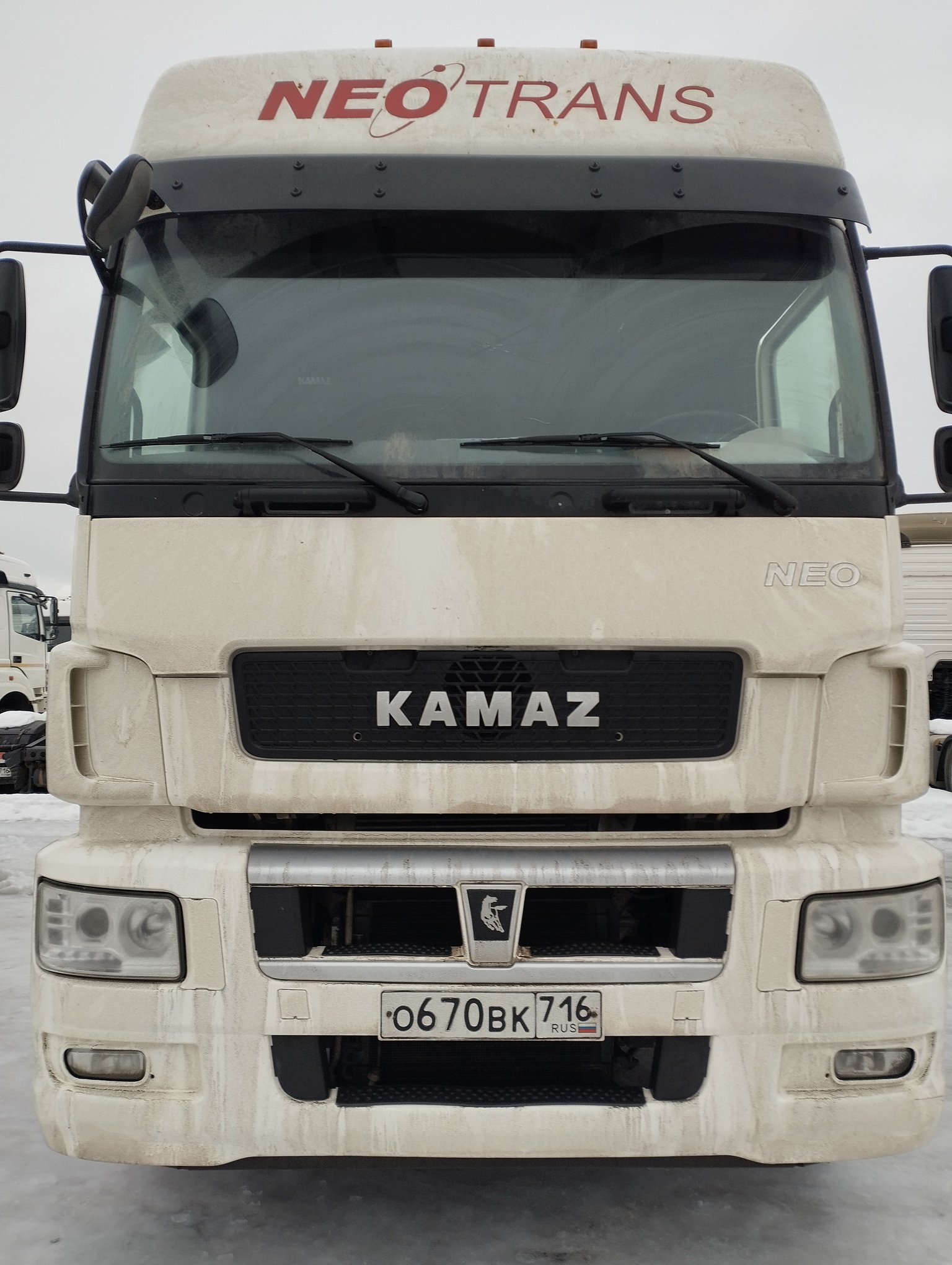 Седельный тягач КАМАЗ 5490-801-DC (газодизель) 2021 г.