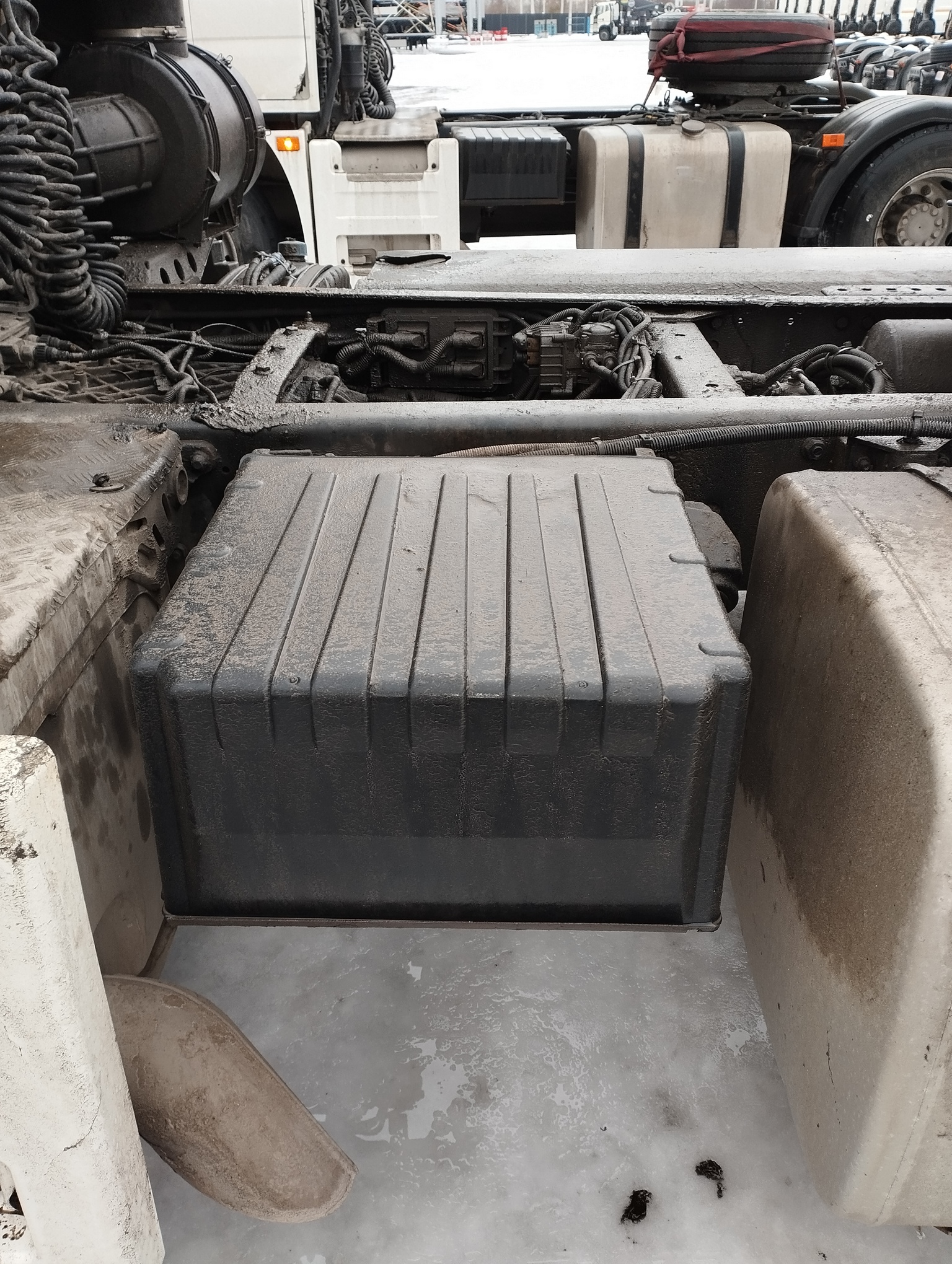 Седельный тягач КАМАЗ 5490-801-DC (газодизель) 2021 г. - фото 35