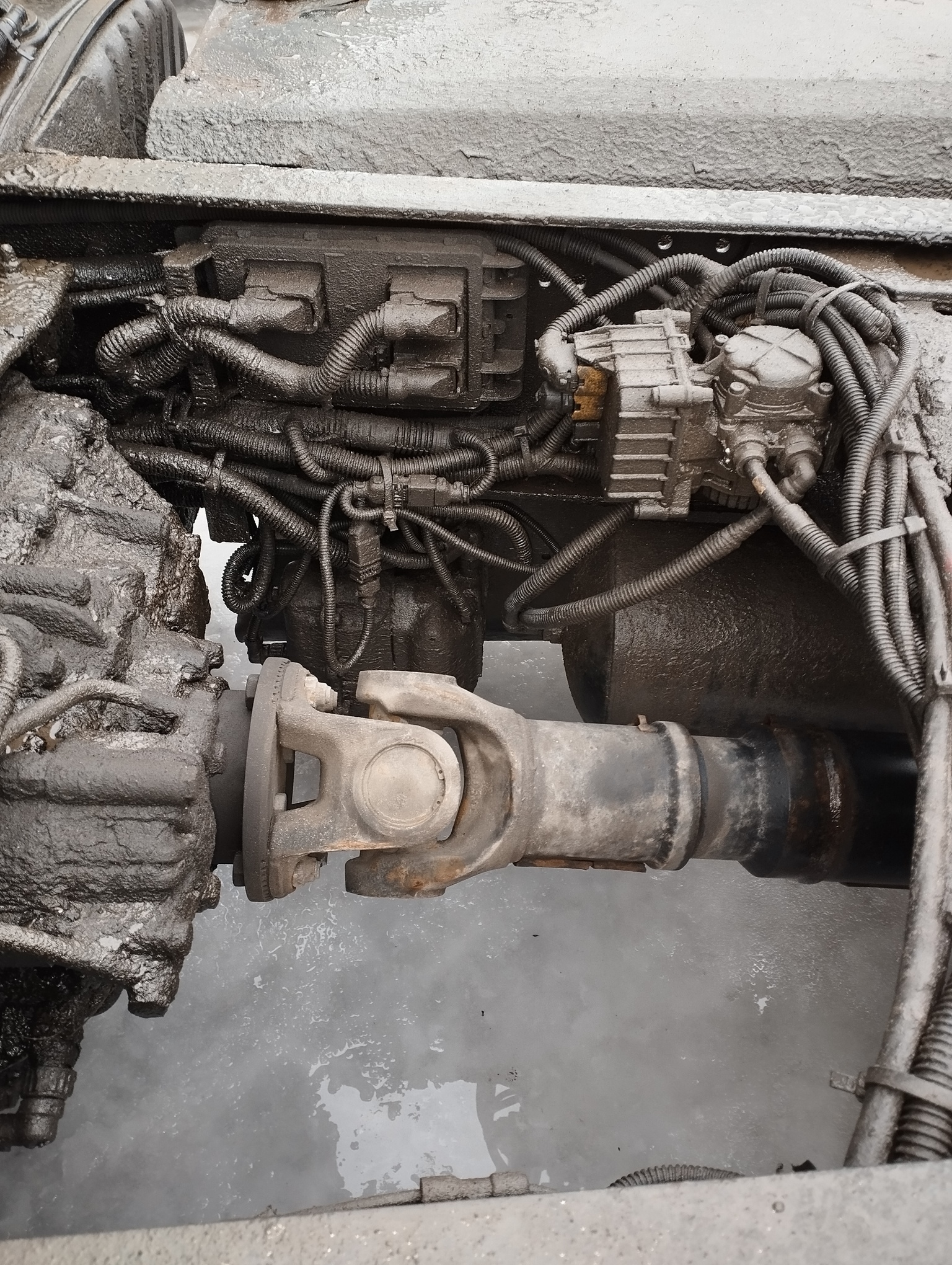 Седельный тягач КАМАЗ 5490-801-DC (газодизель) 2021 г. - фото 39