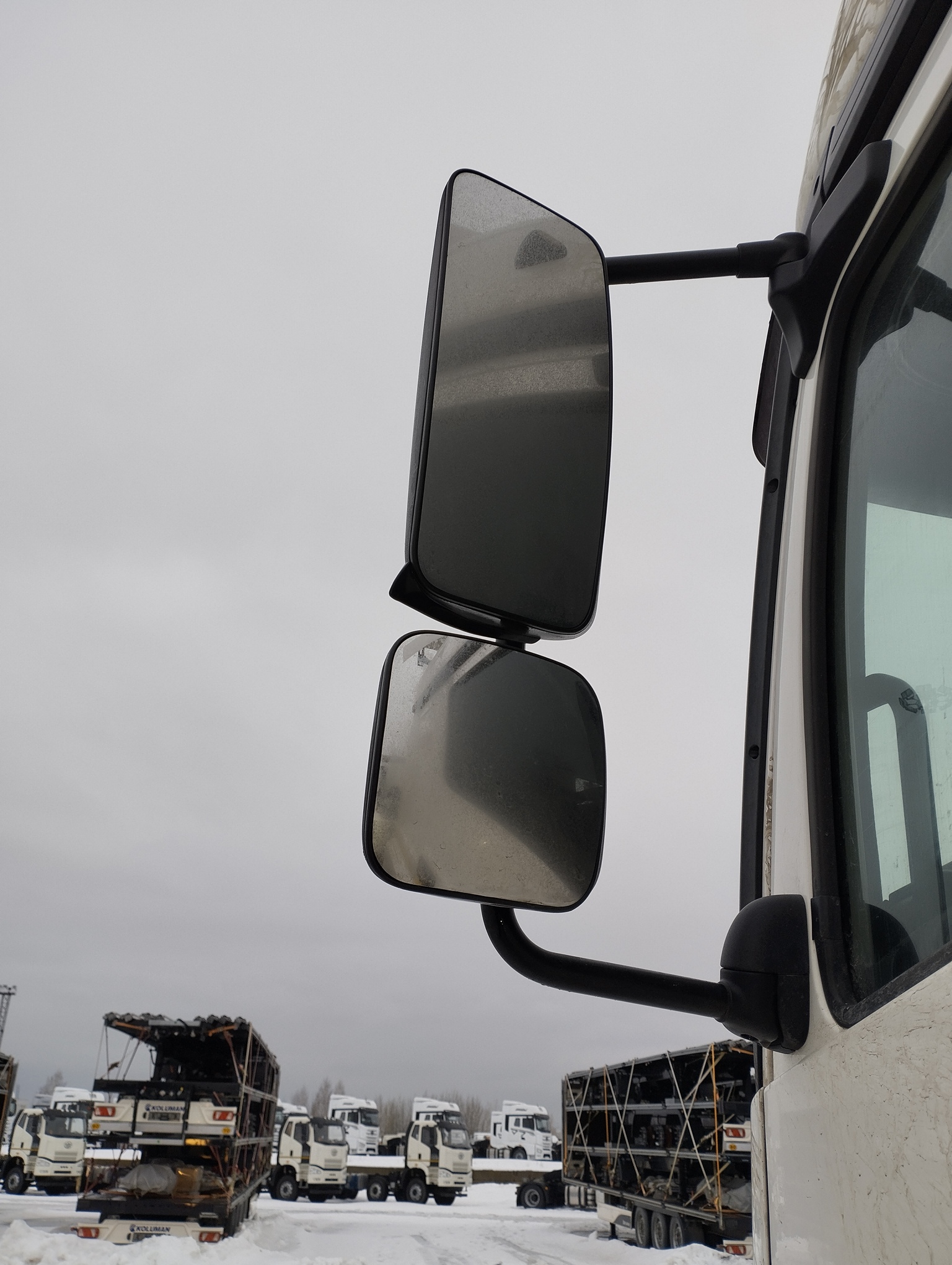 Седельный тягач КАМАЗ 5490-801-DC (газодизель) 2021 г. - фото 44