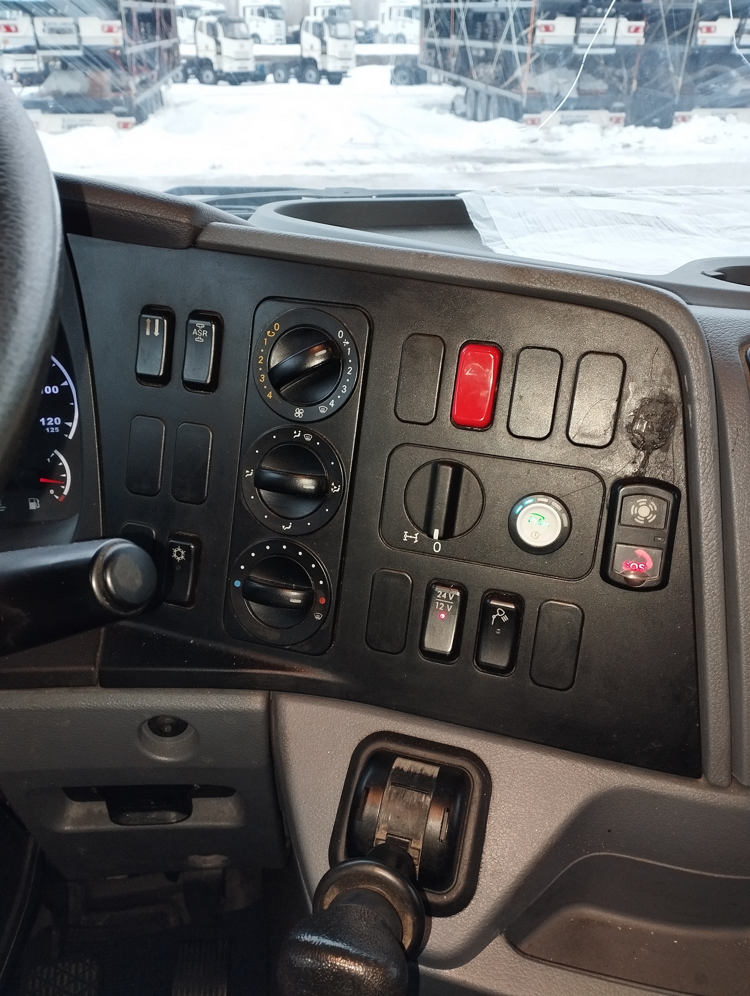 Седельный тягач КАМАЗ 5490-801-DC (газодизель) 2021 г. - фото 56