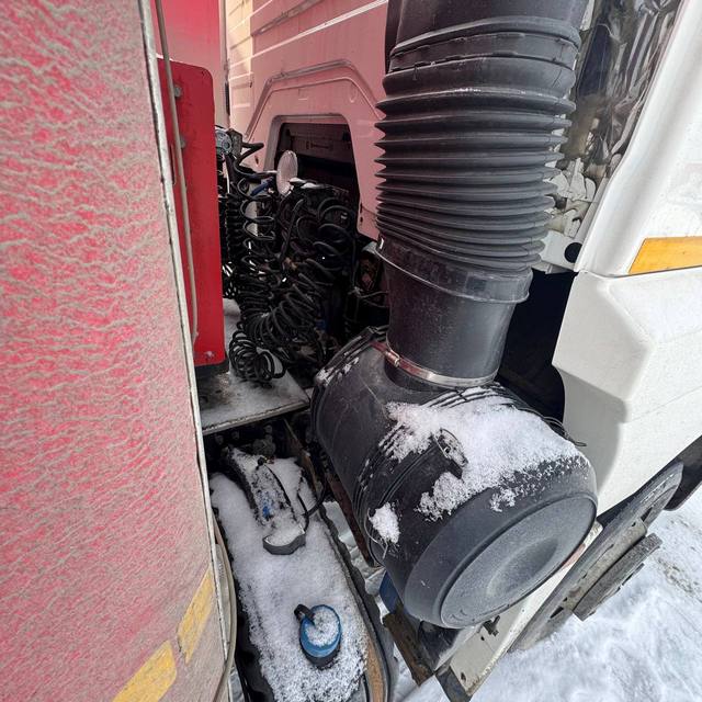 Седельный тягач КАМАЗ 5490-801-DC (газодизель) 2021 г. - фото 12