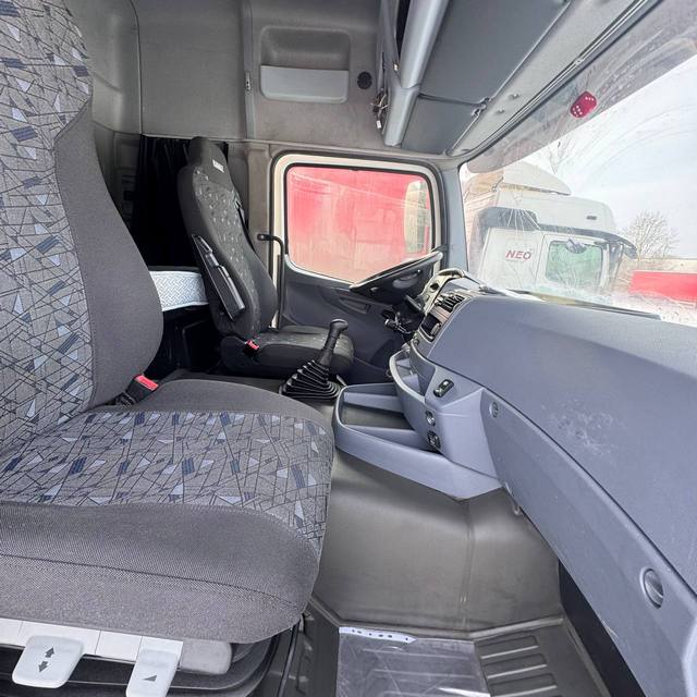 Седельный тягач КАМАЗ 5490-801-DC (газодизель) 2021 г. - фото 19