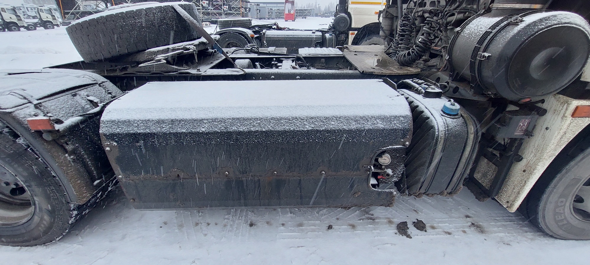 Седельный тягач КАМАЗ 5490-801-DC (газодизель) 2021 г. - фото 17