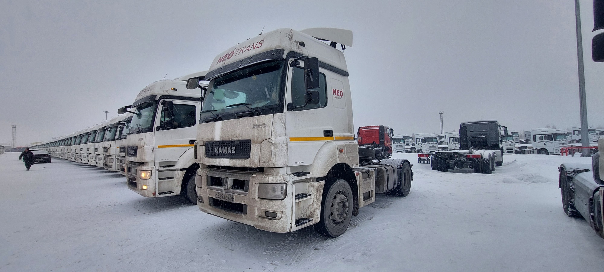 Седельный тягач КАМАЗ 5490-801-DC (газодизель) 2021 г. - фото 34