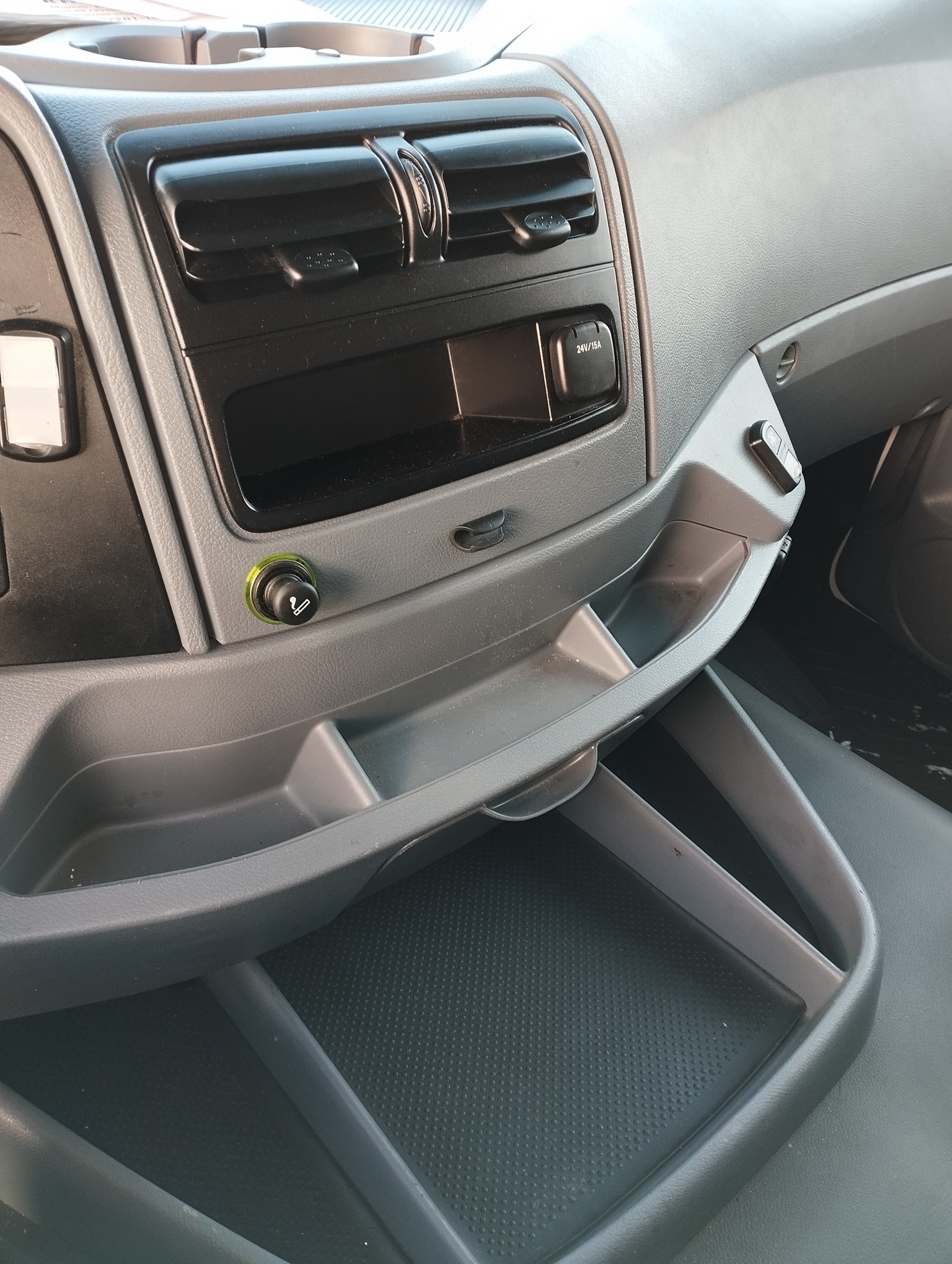 Седельный тягач КАМАЗ 5490-801-DC (газодизель) 2021 г. - фото 35