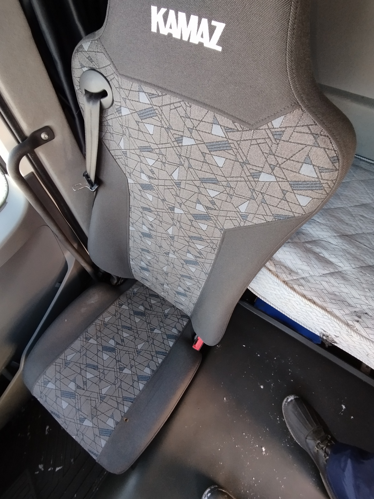 Седельный тягач КАМАЗ 5490-801-DC (газодизель) 2021 г. - фото 44