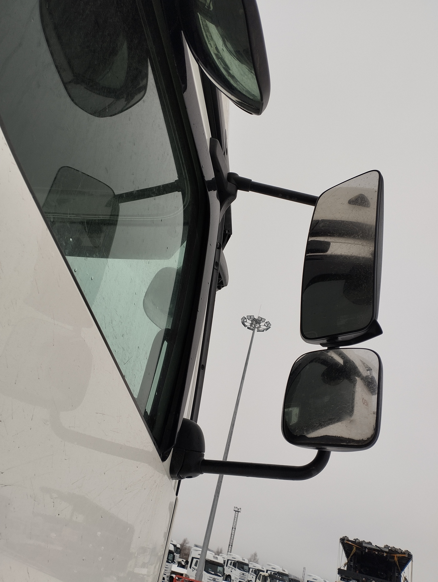 Седельный тягач КАМАЗ 5490-801-DC (газодизель) 2021 г. - фото 14