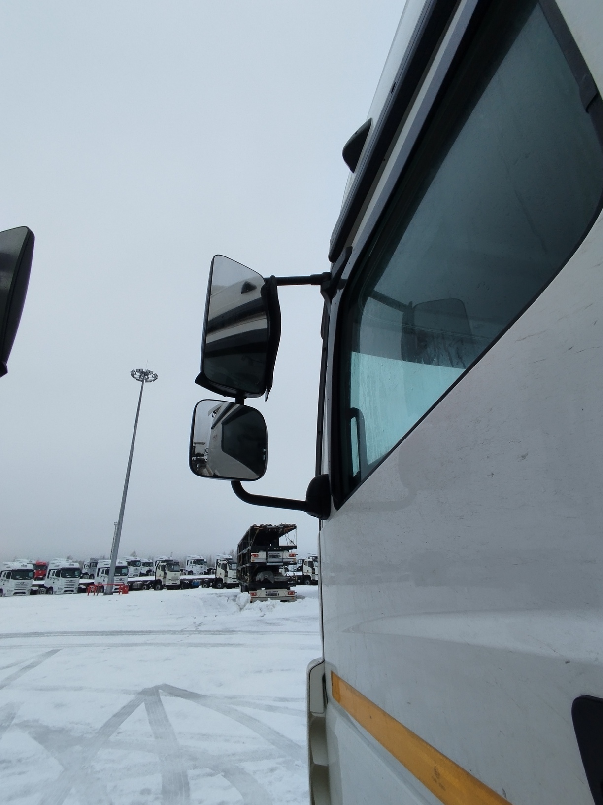 Седельный тягач КАМАЗ 5490-801-DC (газодизель) 2021 г. - фото 49