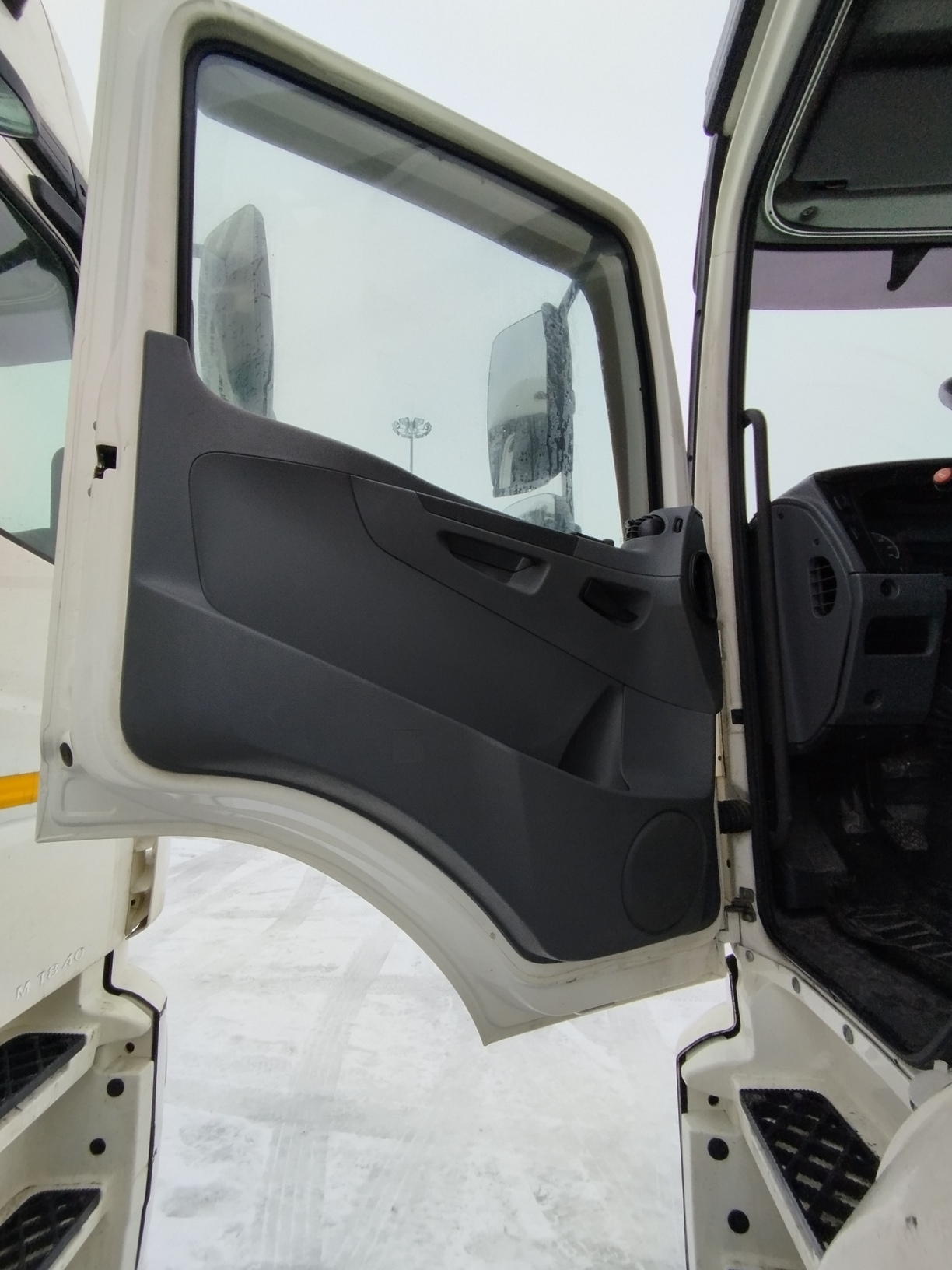 Седельный тягач КАМАЗ 5490-801-DC (газодизель) 2021 г. - фото 52