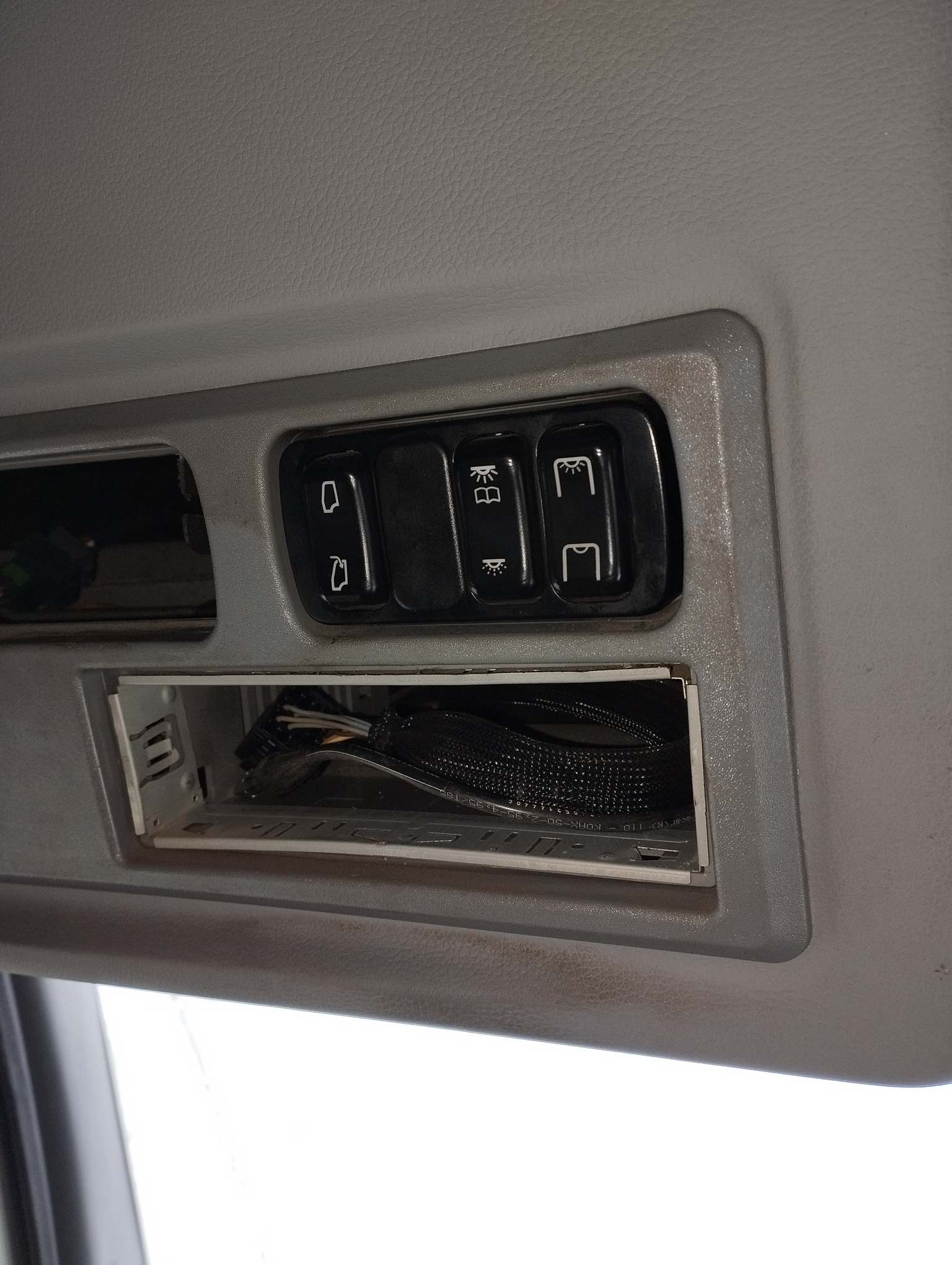 Седельный тягач КАМАЗ 5490-801-DC (газодизель) 2021 г. - фото 60