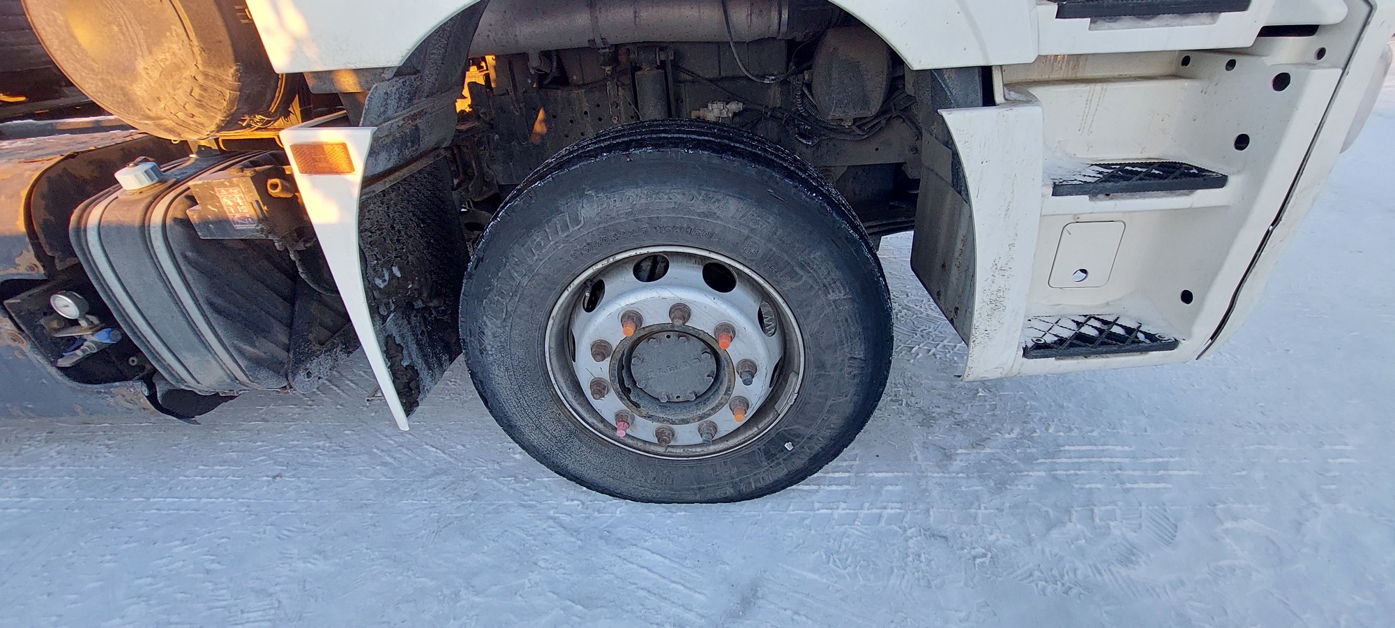 Седельный тягач КАМАЗ 5490-801-DC (газодизель) 2021 г. - фото 5