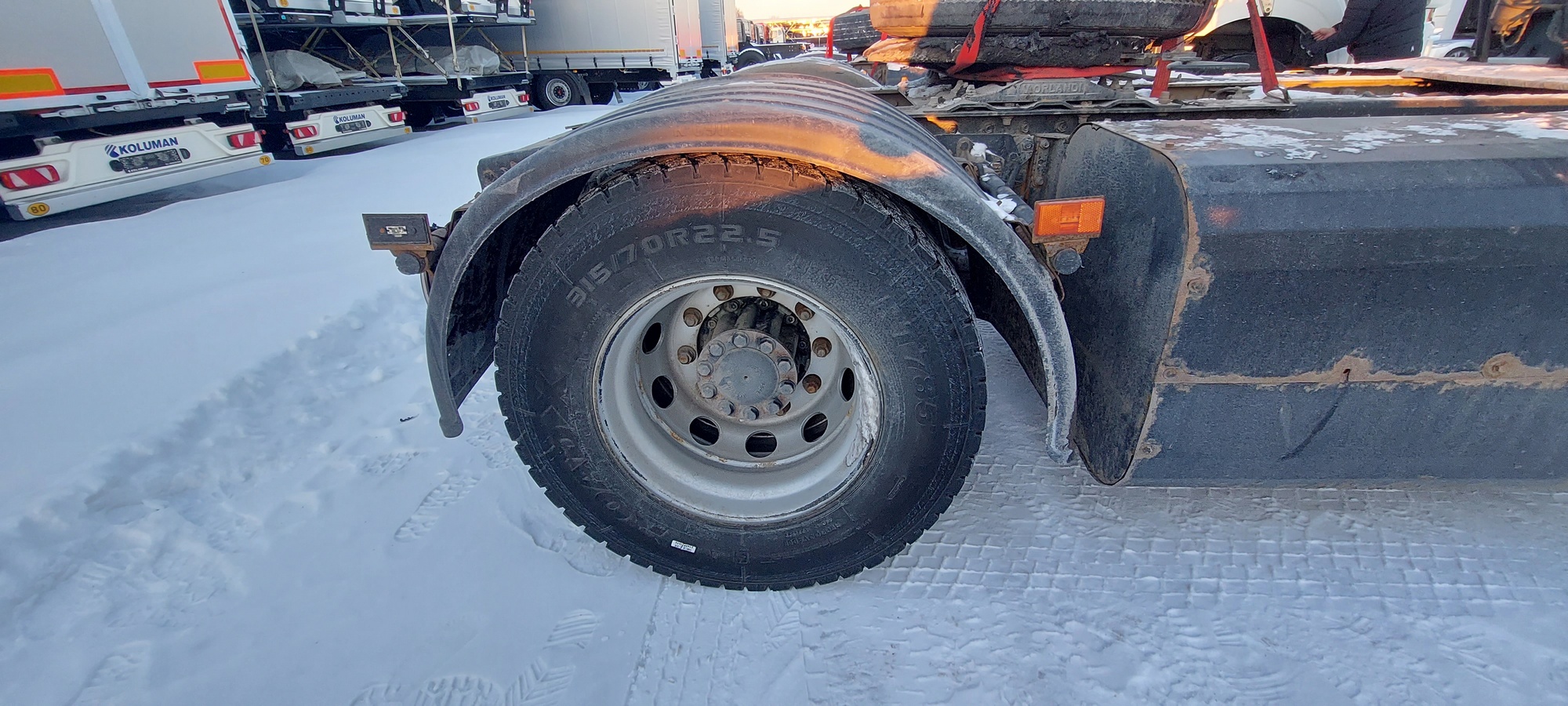 Седельный тягач КАМАЗ 5490-801-DC (газодизель) 2021 г. - фото 15