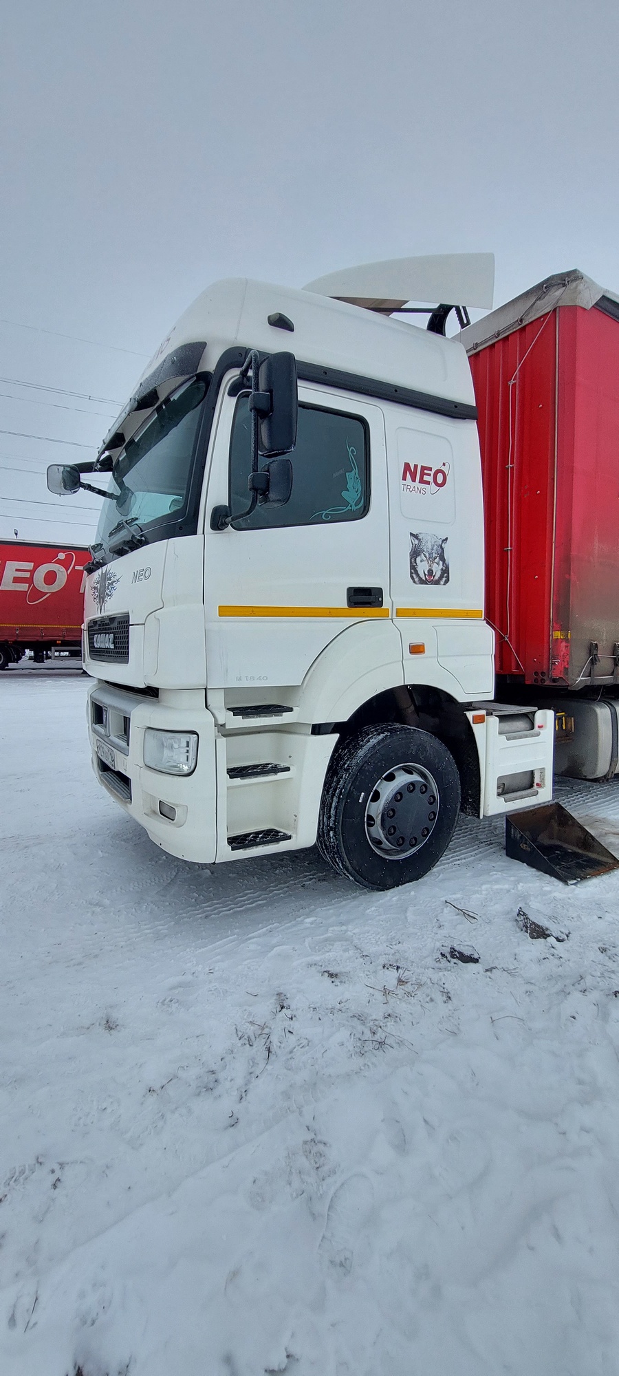 Седельный тягач КАМАЗ 5490-801-DC (газодизель) 2021 г. - фото 37