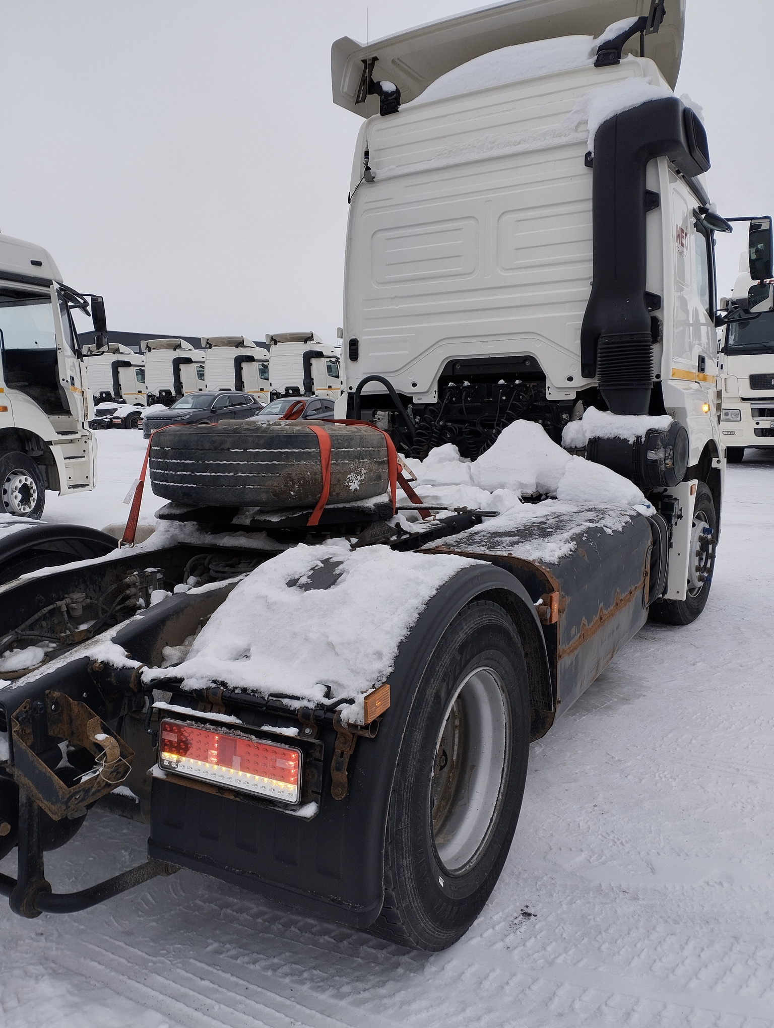 Седельный тягач КАМАЗ 5490-801-DC (газодизель) 2021 г. - фото 15