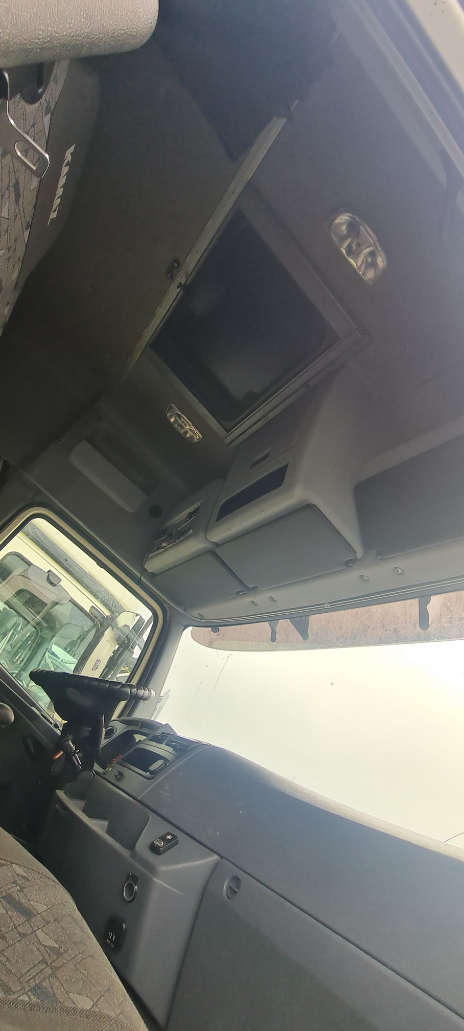 Седельный тягач КАМАЗ 5490-80802-90(5P) (СПГ) 2021 г. - фото 12