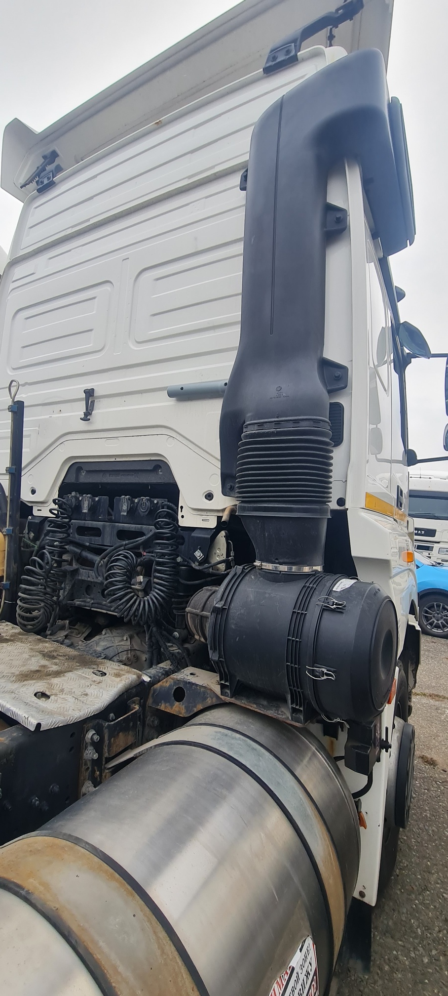 Седельный тягач КАМАЗ 5490-80802-90(5P) (СПГ) 2021 г. - фото 18