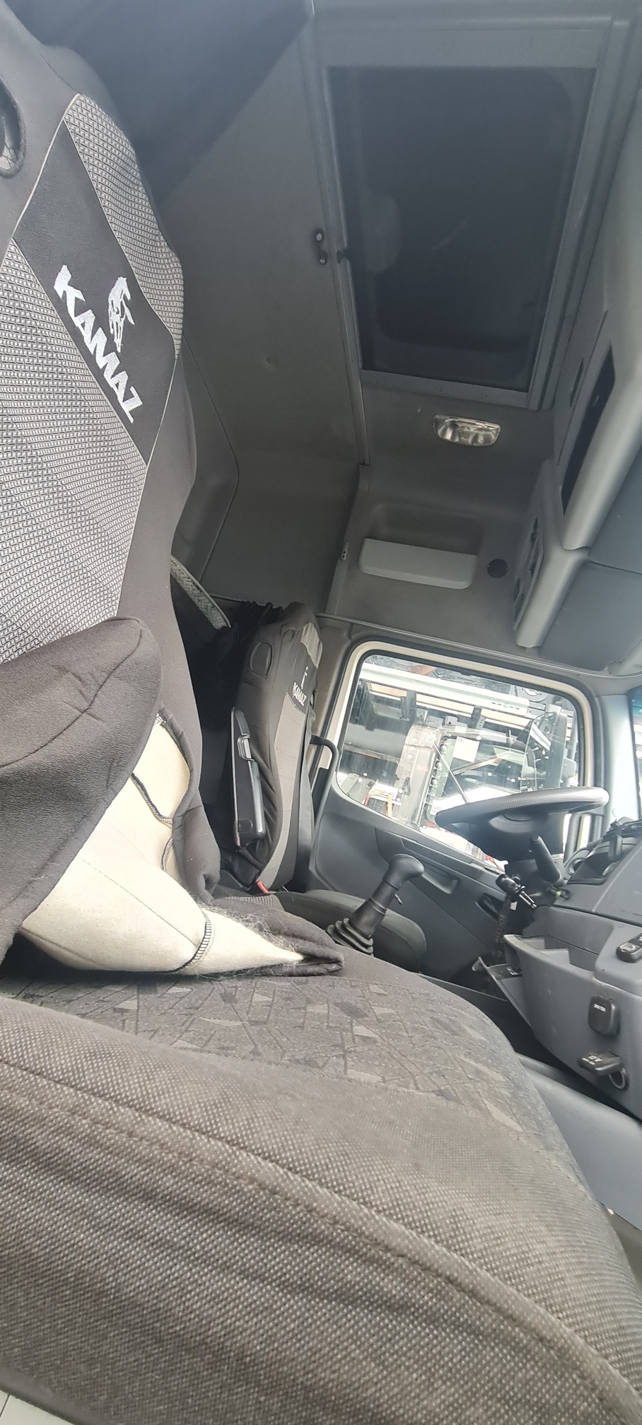 Седельный тягач КАМАЗ 5490-80802-90(5P) (СПГ) 2021 г. - фото 8