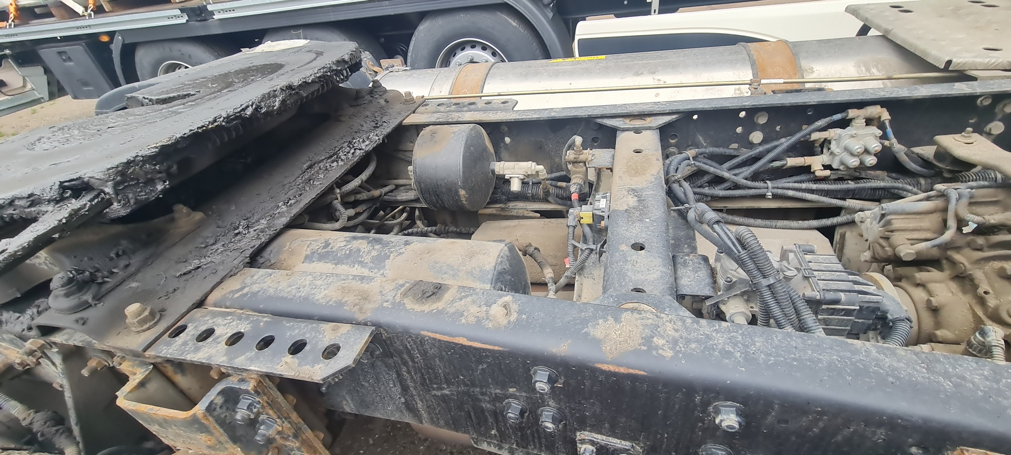 Седельный тягач КАМАЗ 5490-80802-90(5P) (СПГ) 2021 г. - фото 19