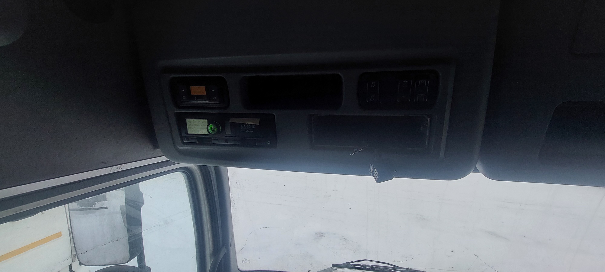 Седельный тягач КАМАЗ 5490-801-DC (газодизель) 2021 г. - фото 37