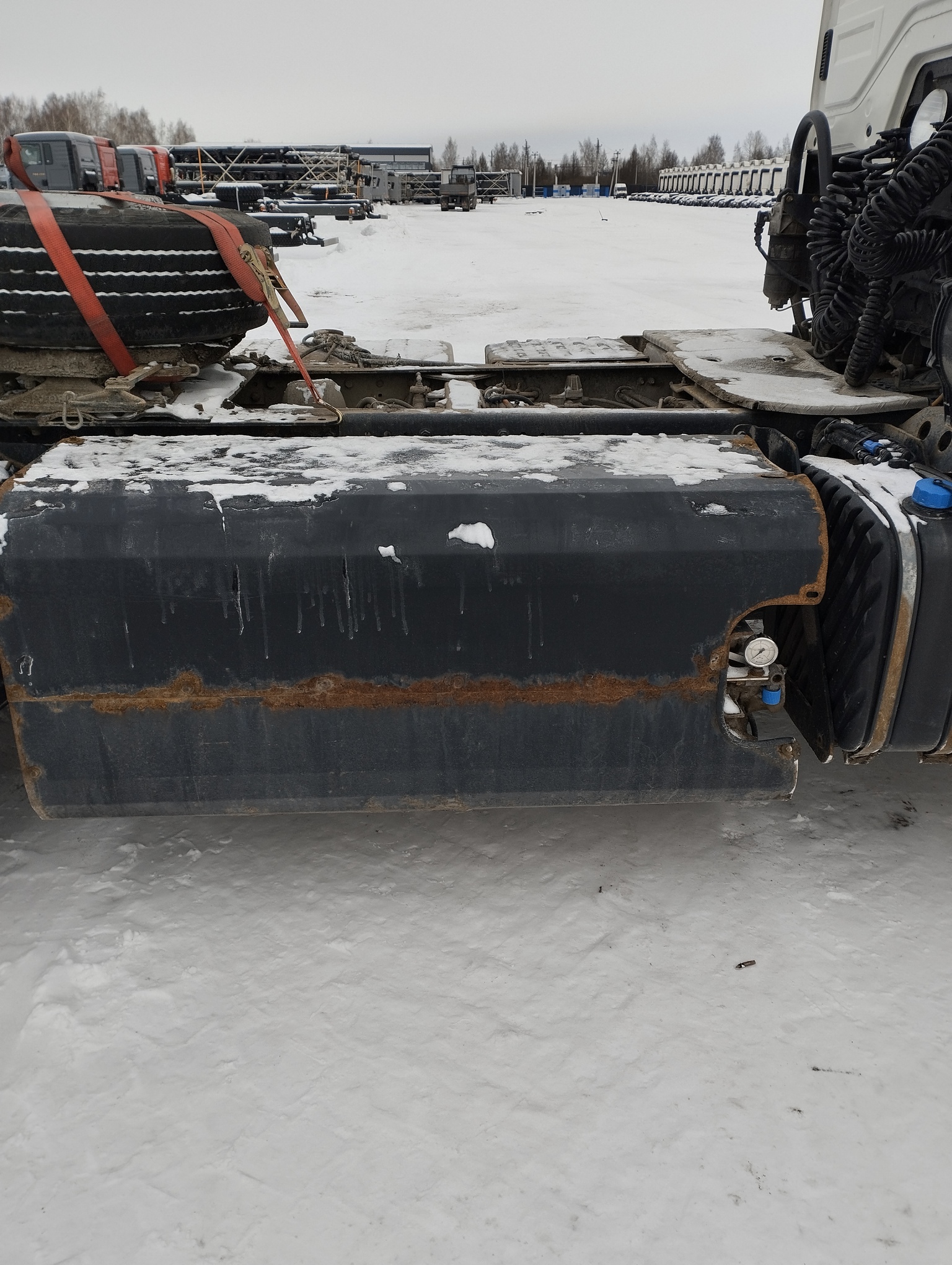 Седельный тягач КАМАЗ 5490-801-DC (газодизель) 2021 г. - фото 17