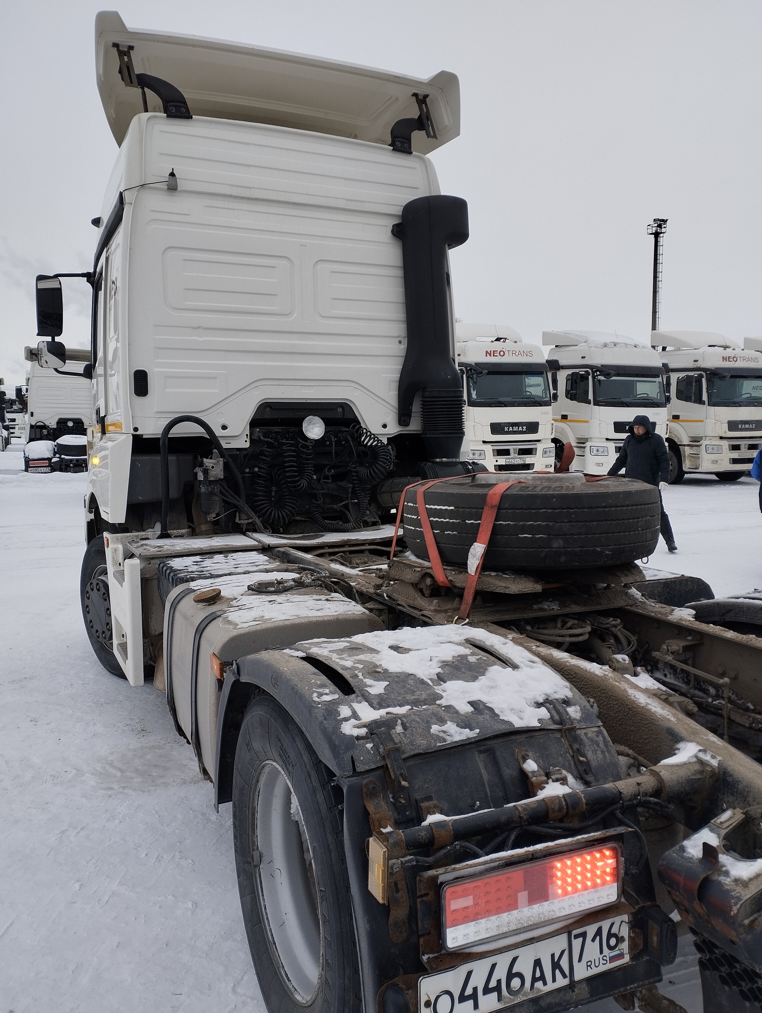 Седельный тягач КАМАЗ 5490-801-DC (газодизель) 2021 г. - фото 26