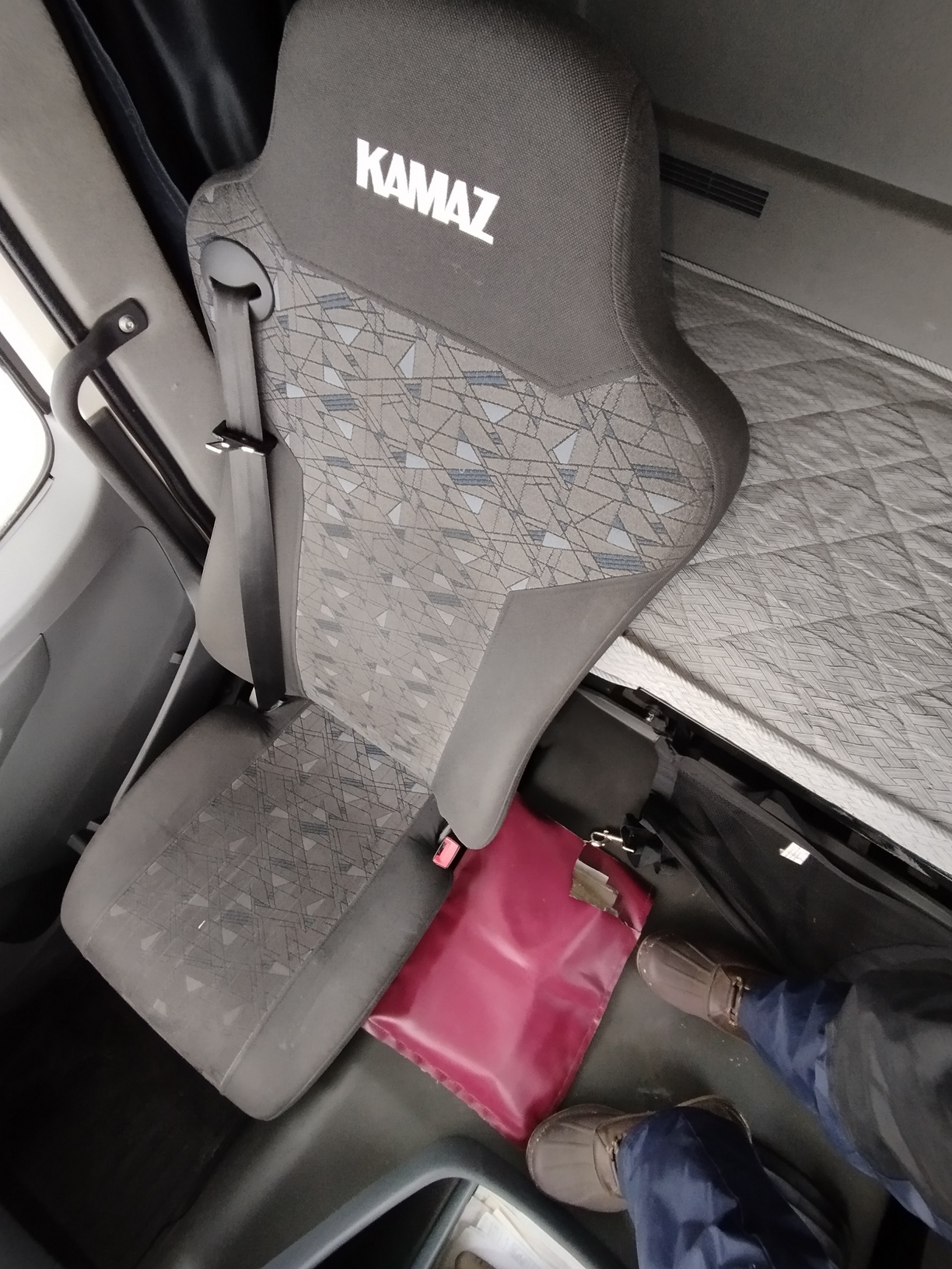 Седельный тягач КАМАЗ 5490-801-DC (газодизель) 2021 г. - фото 53