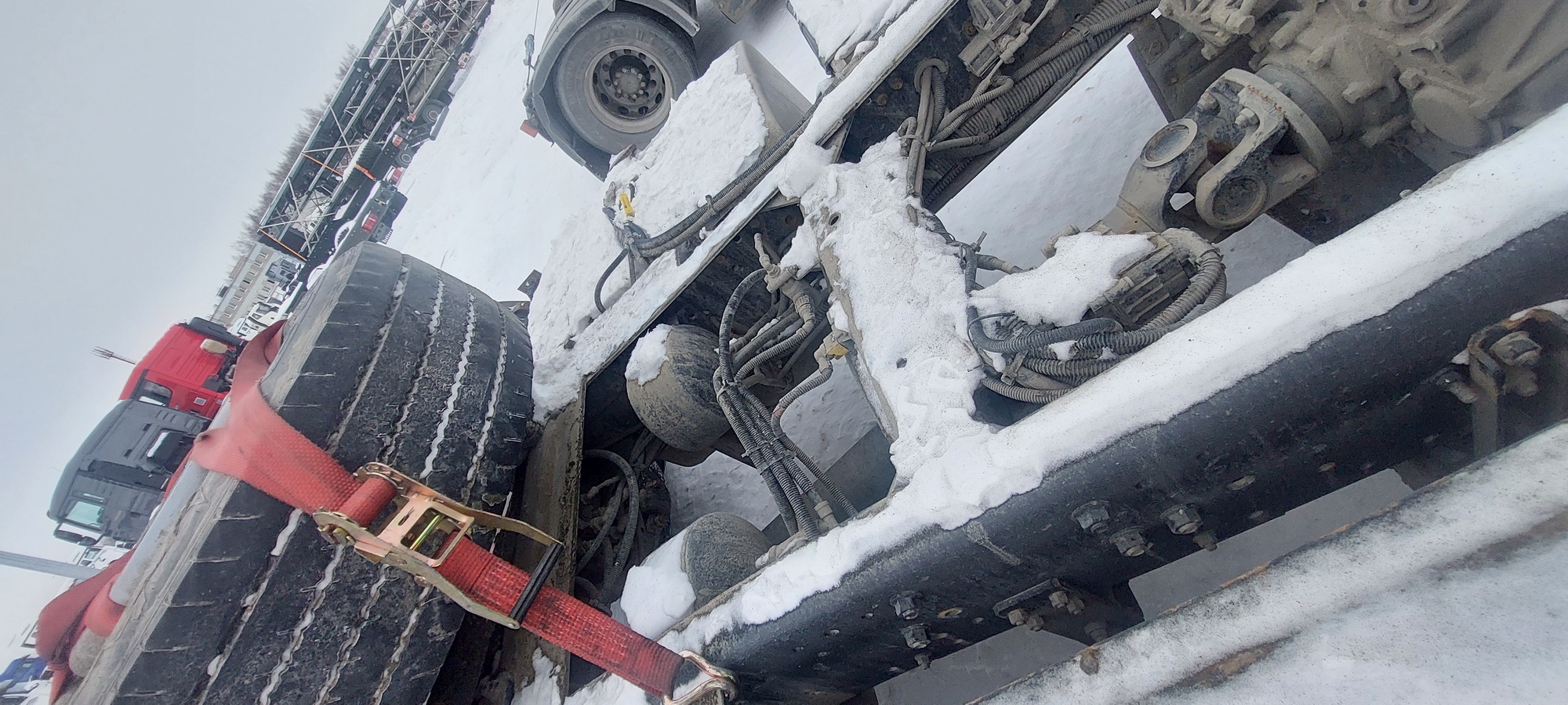 Седельный тягач КАМАЗ 5490-801-DC (газодизель) 2021 г. - фото 12