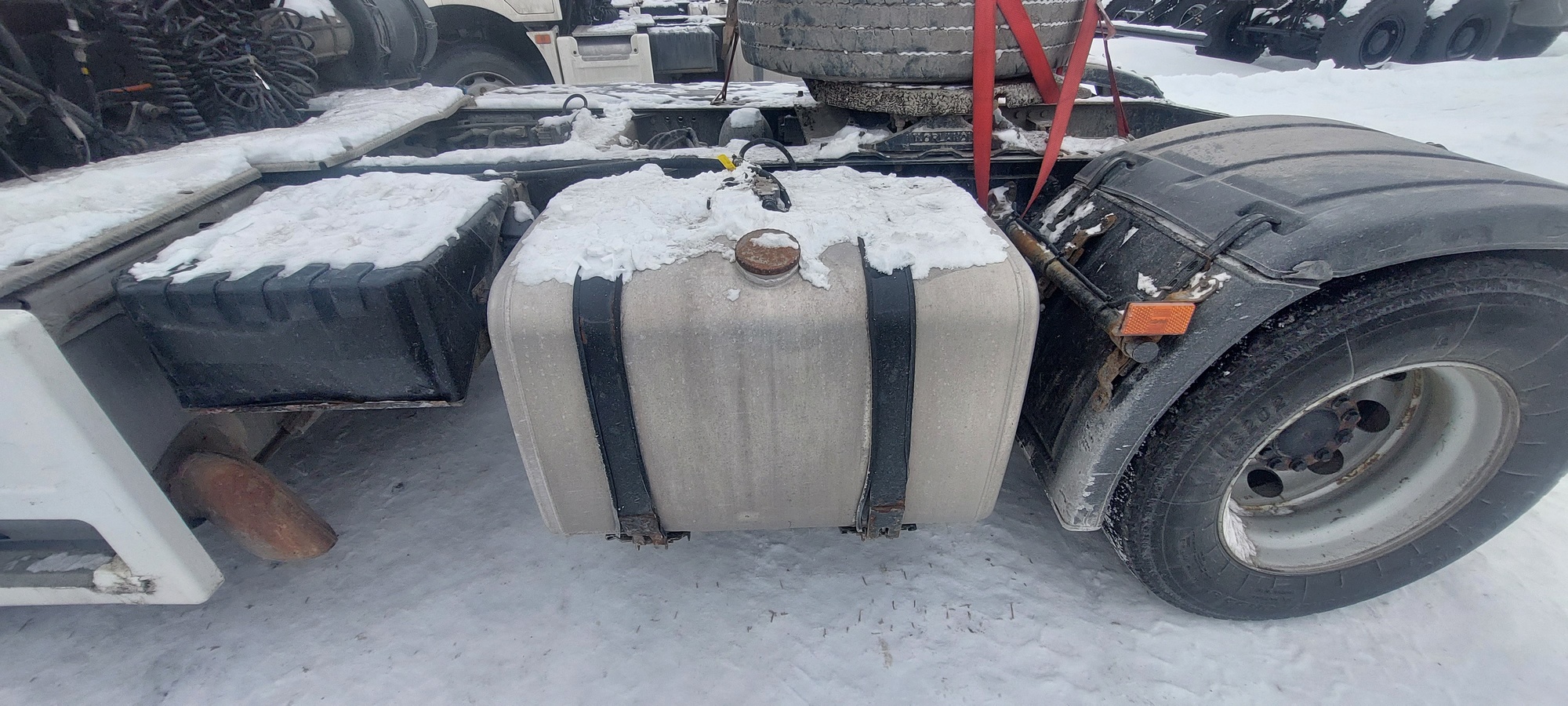 Седельный тягач КАМАЗ 5490-801-DC (газодизель) 2021 г. - фото 20