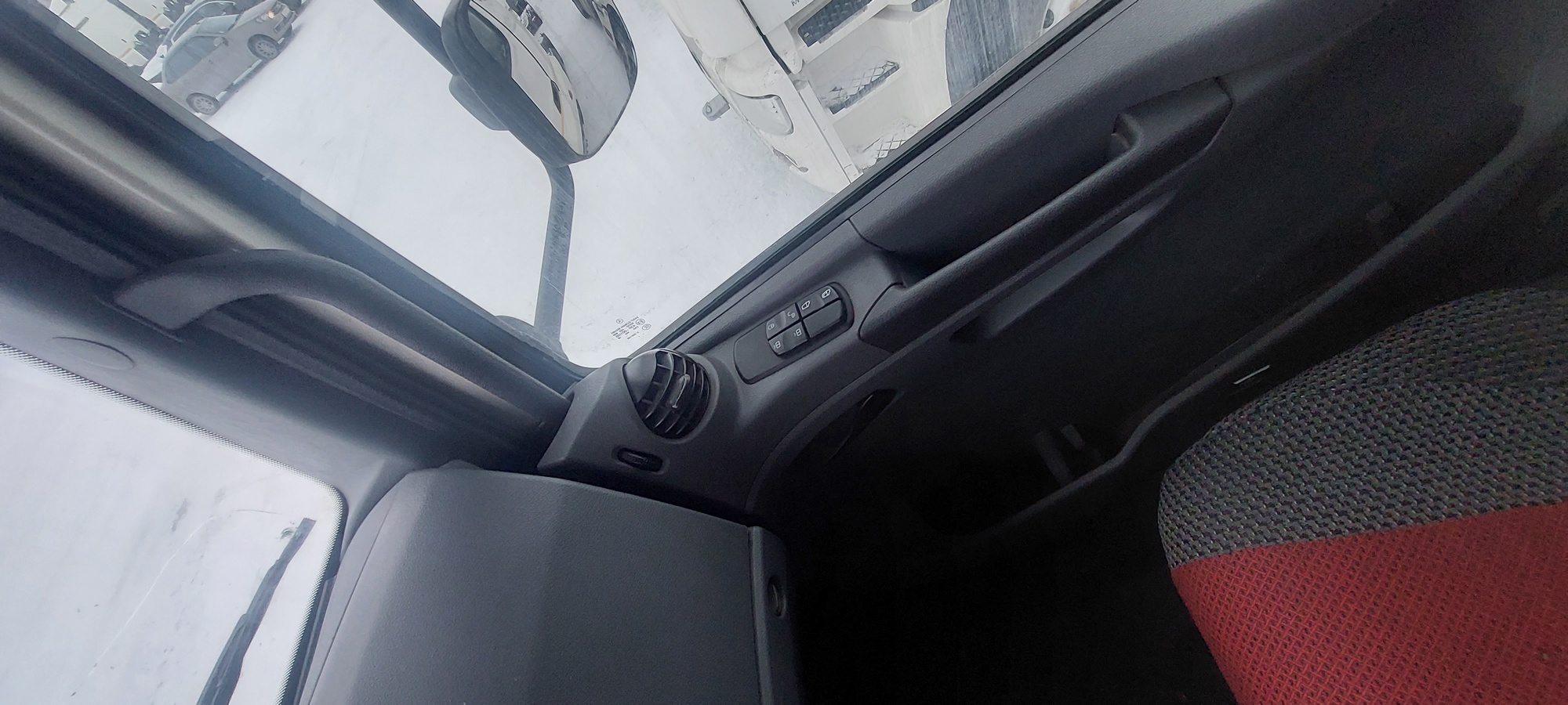 Седельный тягач КАМАЗ 5490-801-DC (газодизель) 2021 г. - фото 33