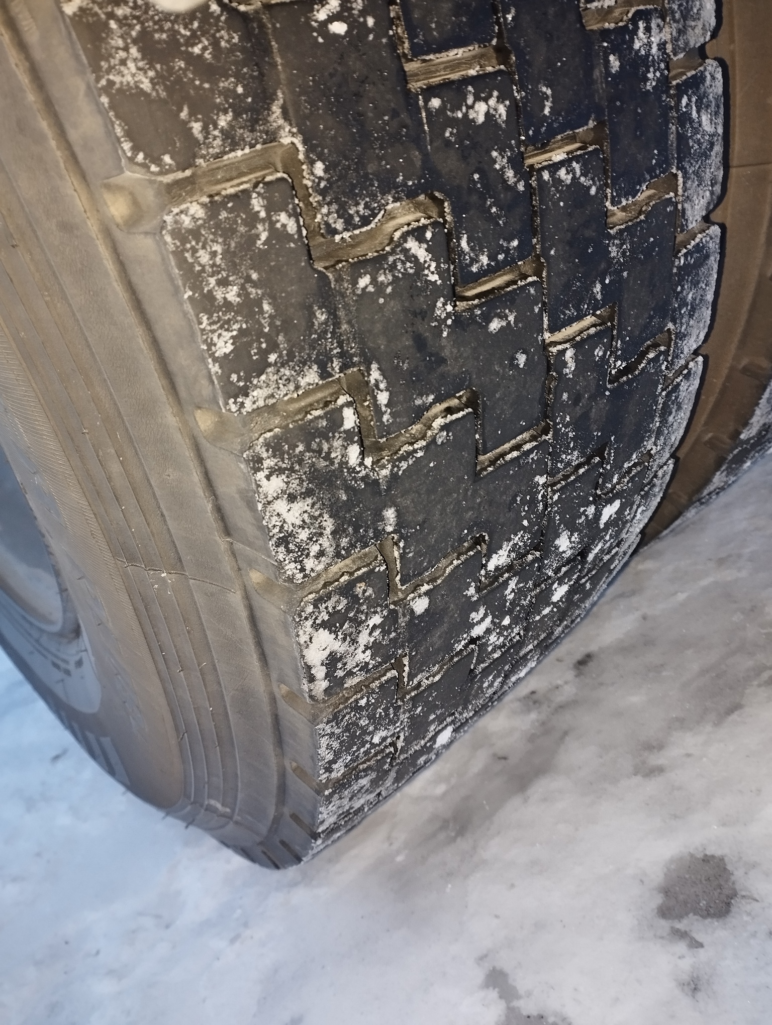 Седельный тягач КАМАЗ 5490-801-DC (газодизель) 2021 г. - фото 35