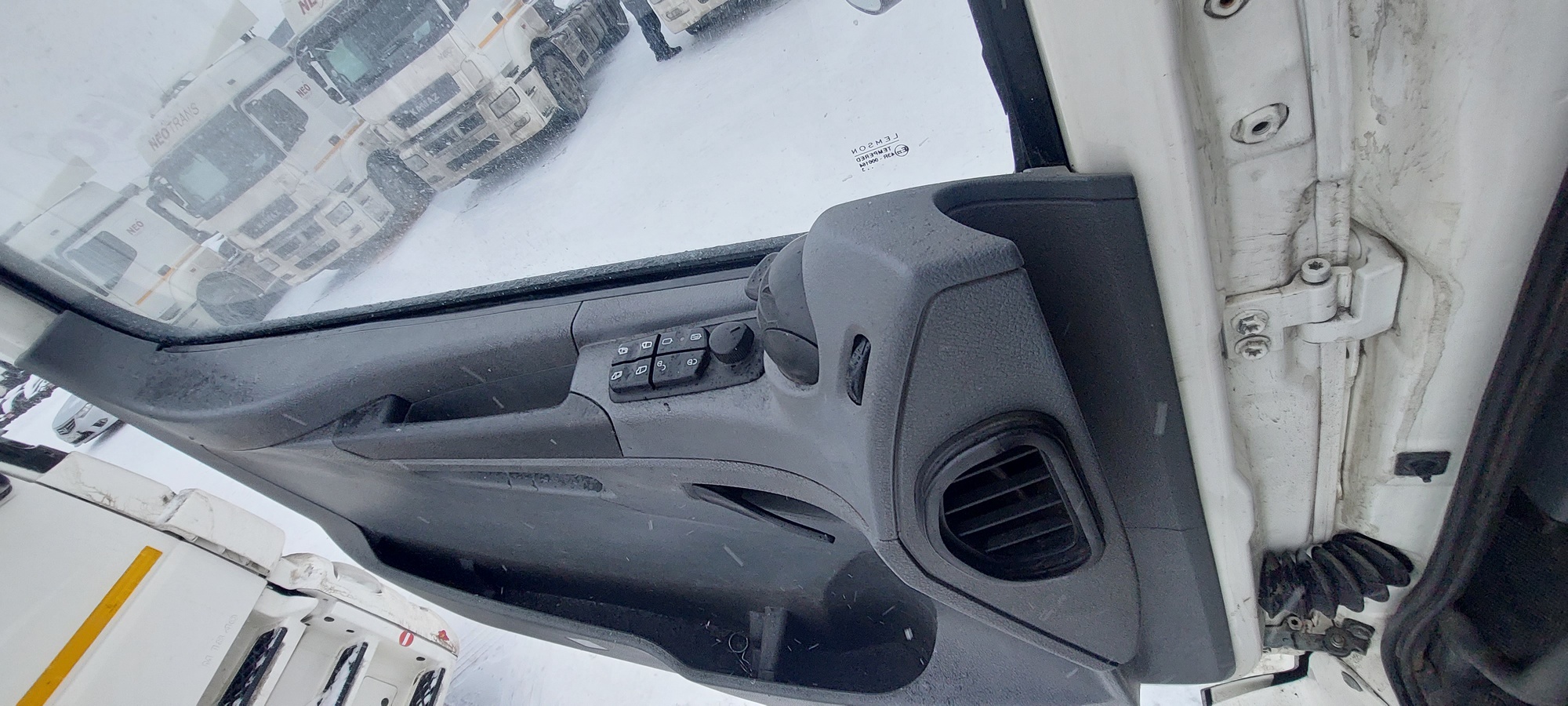 Седельный тягач КАМАЗ 5490-801-DC (газодизель) 2021 г. - фото 32