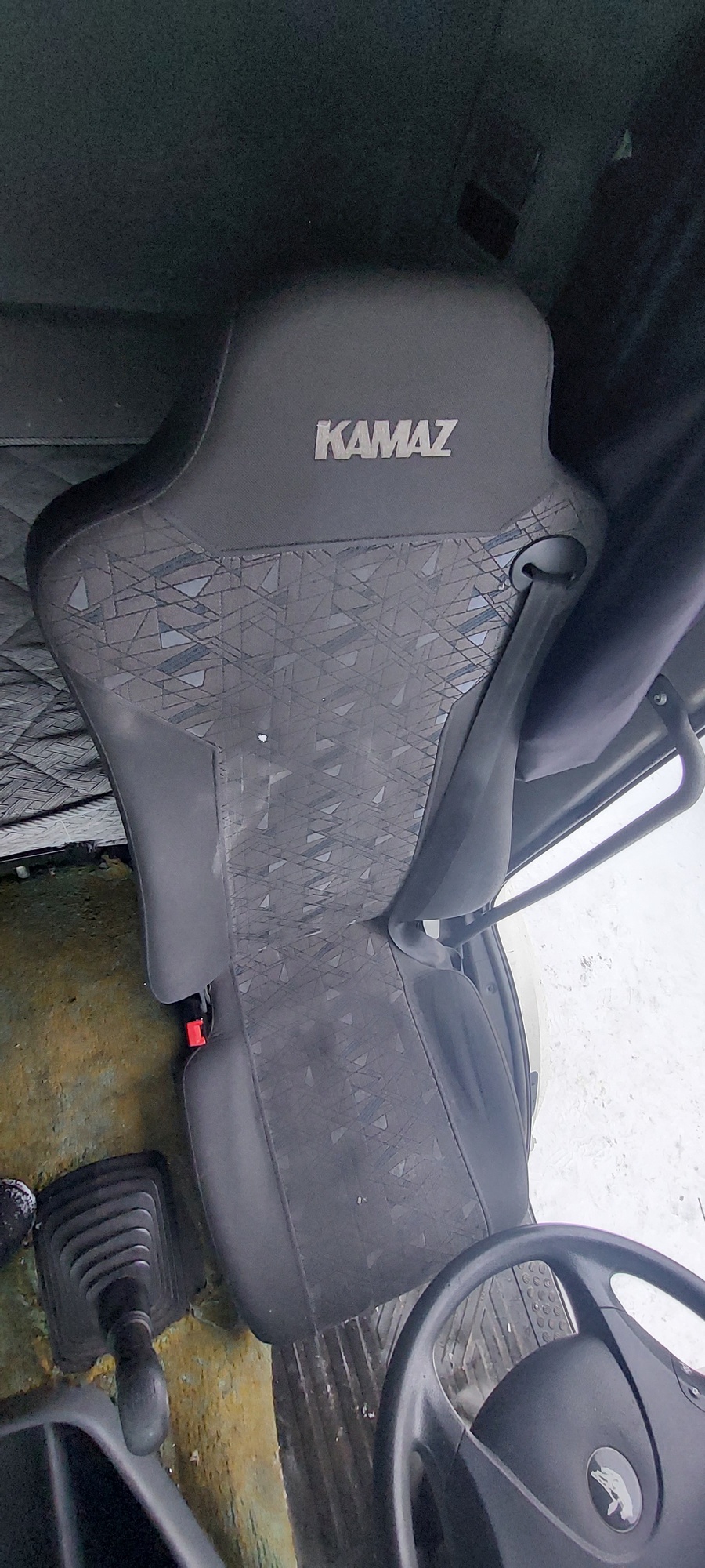 Седельный тягач КАМАЗ 5490-801-DC (газодизель) 2021 г. - фото 36