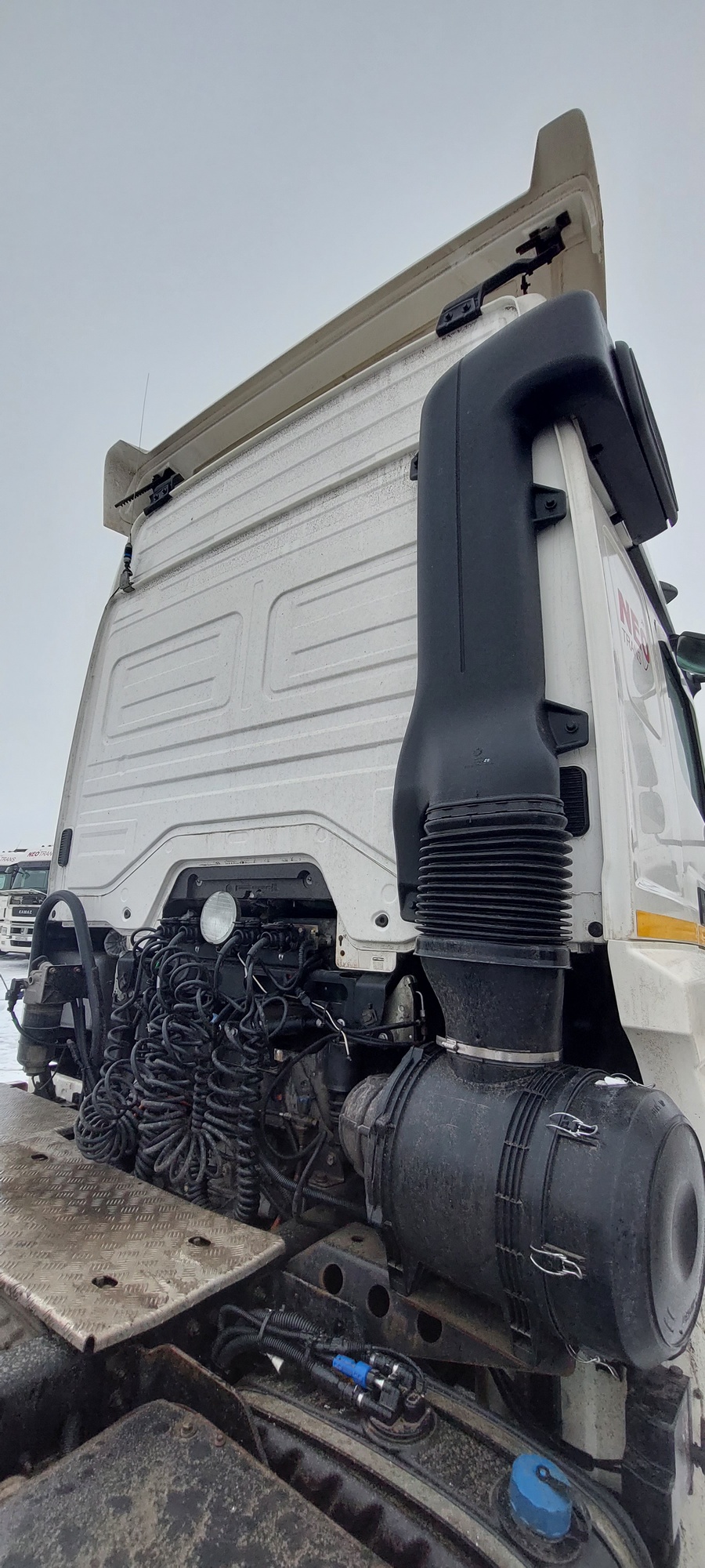 Седельный тягач КАМАЗ 5490-801-DC (газодизель) 2021 г. - фото 16