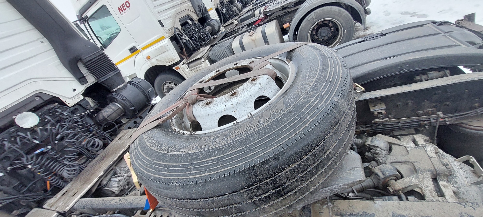 Седельный тягач КАМАЗ 5490-801-DC (газодизель) 2021 г. - фото 19