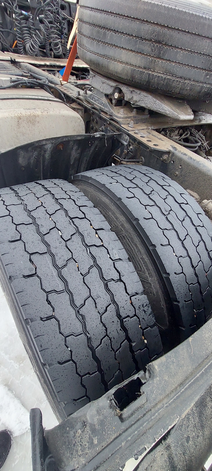 Седельный тягач КАМАЗ 5490-801-DC (газодизель) 2021 г. - фото 27