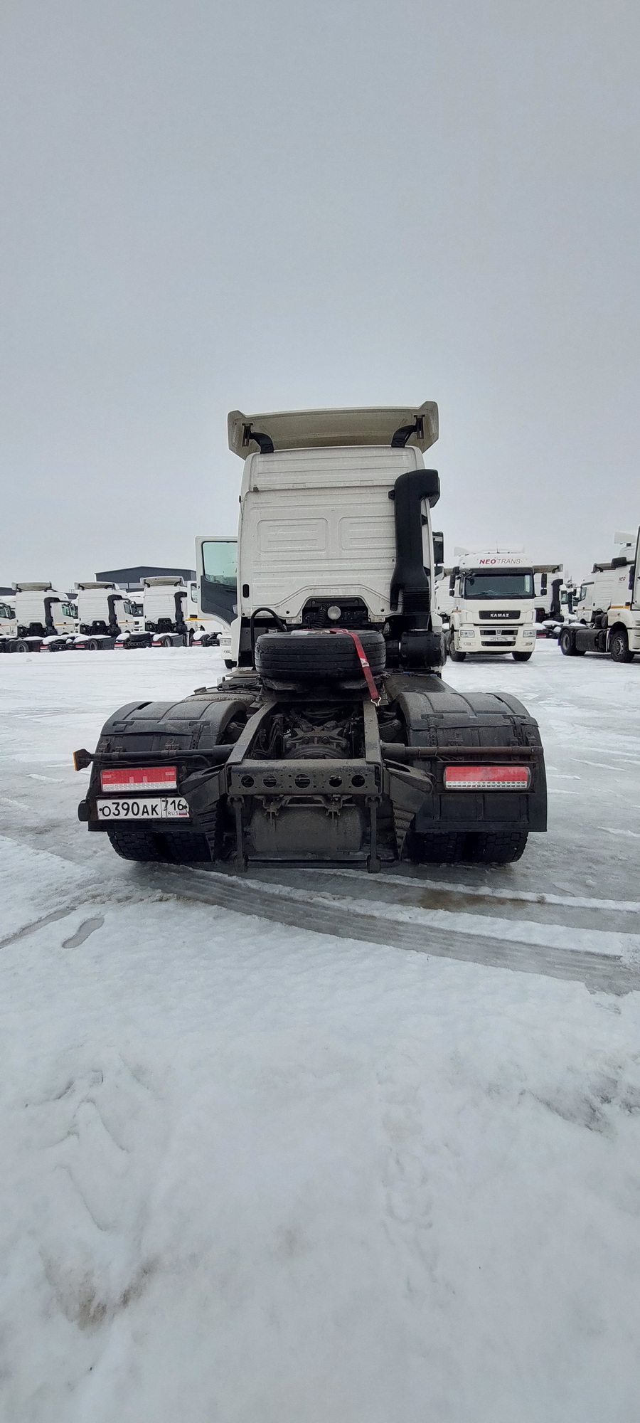 Седельный тягач КАМАЗ 5490-801-DC (газодизель) 2021 г. - фото 26