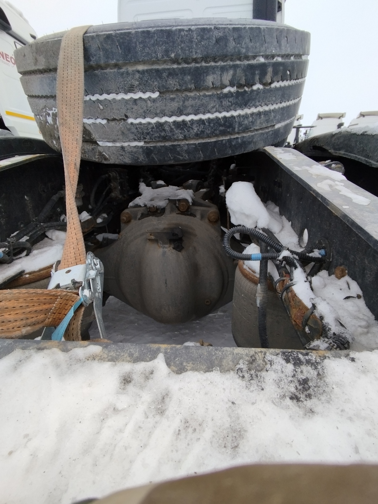 Седельный тягач КАМАЗ 5490-801-DC (газодизель) 2021 г. - фото 29