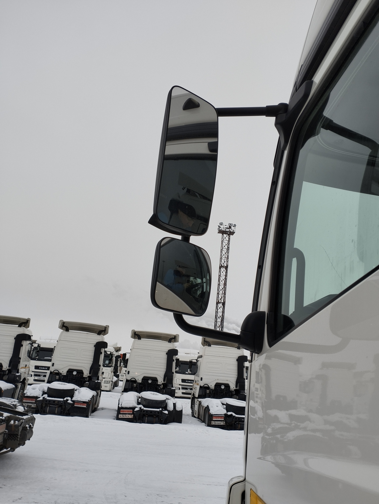 Седельный тягач КАМАЗ 5490-801-DC (газодизель) 2021 г. - фото 47