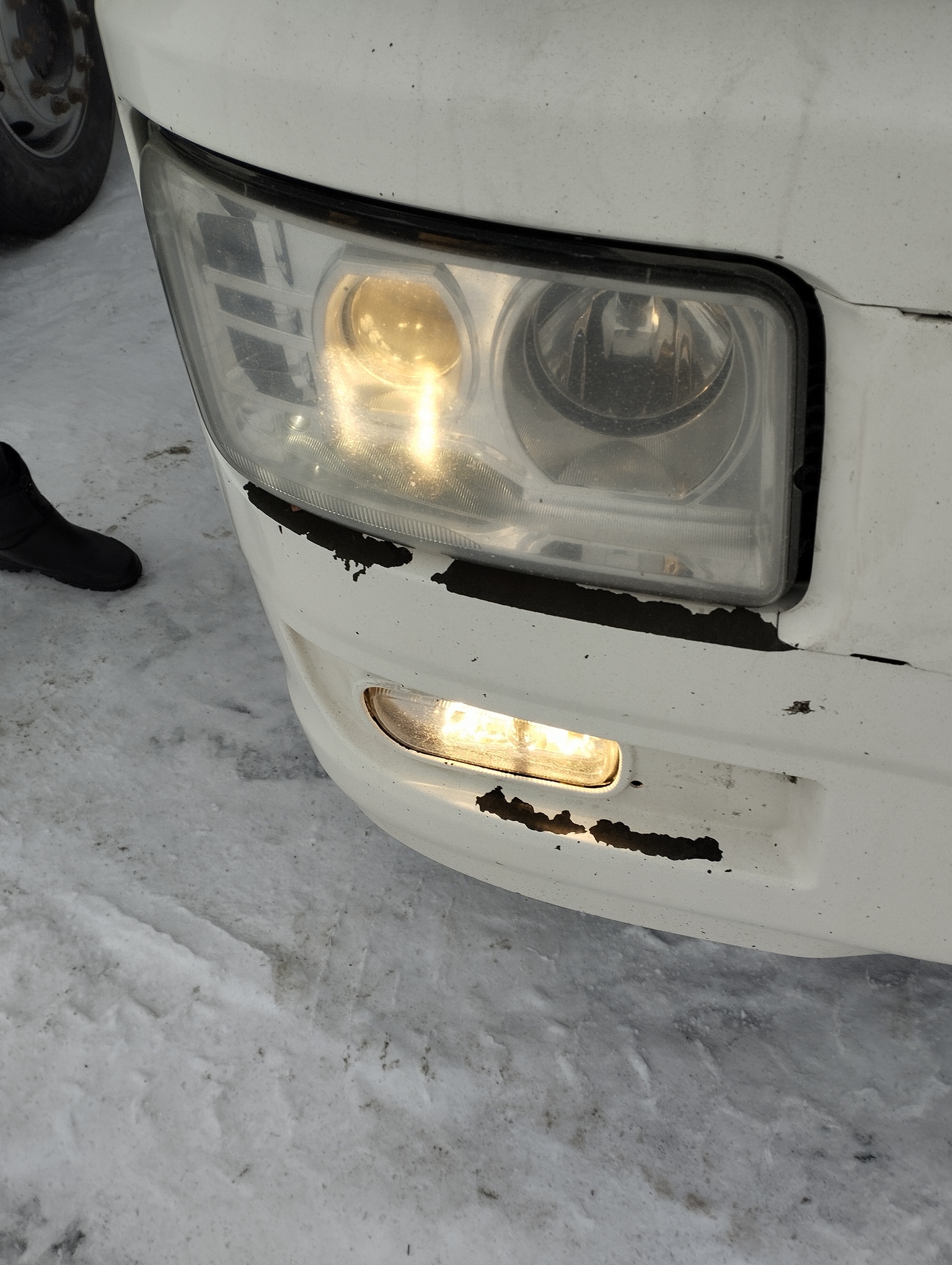 Седельный тягач КАМАЗ 5490-801-DC (газодизель) 2021 г. - фото 4