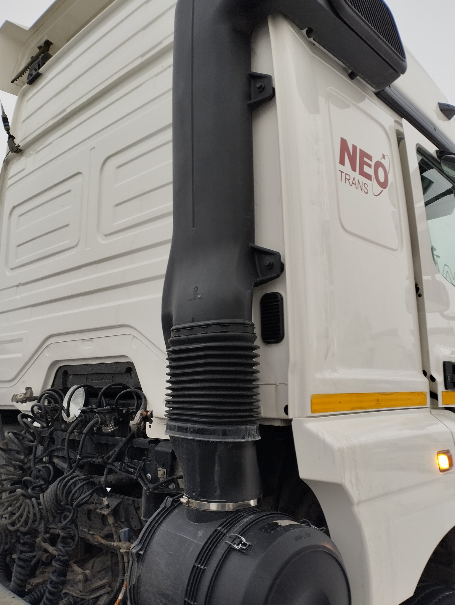 Седельный тягач КАМАЗ 5490-801-DC (газодизель) 2021 г. - фото 16