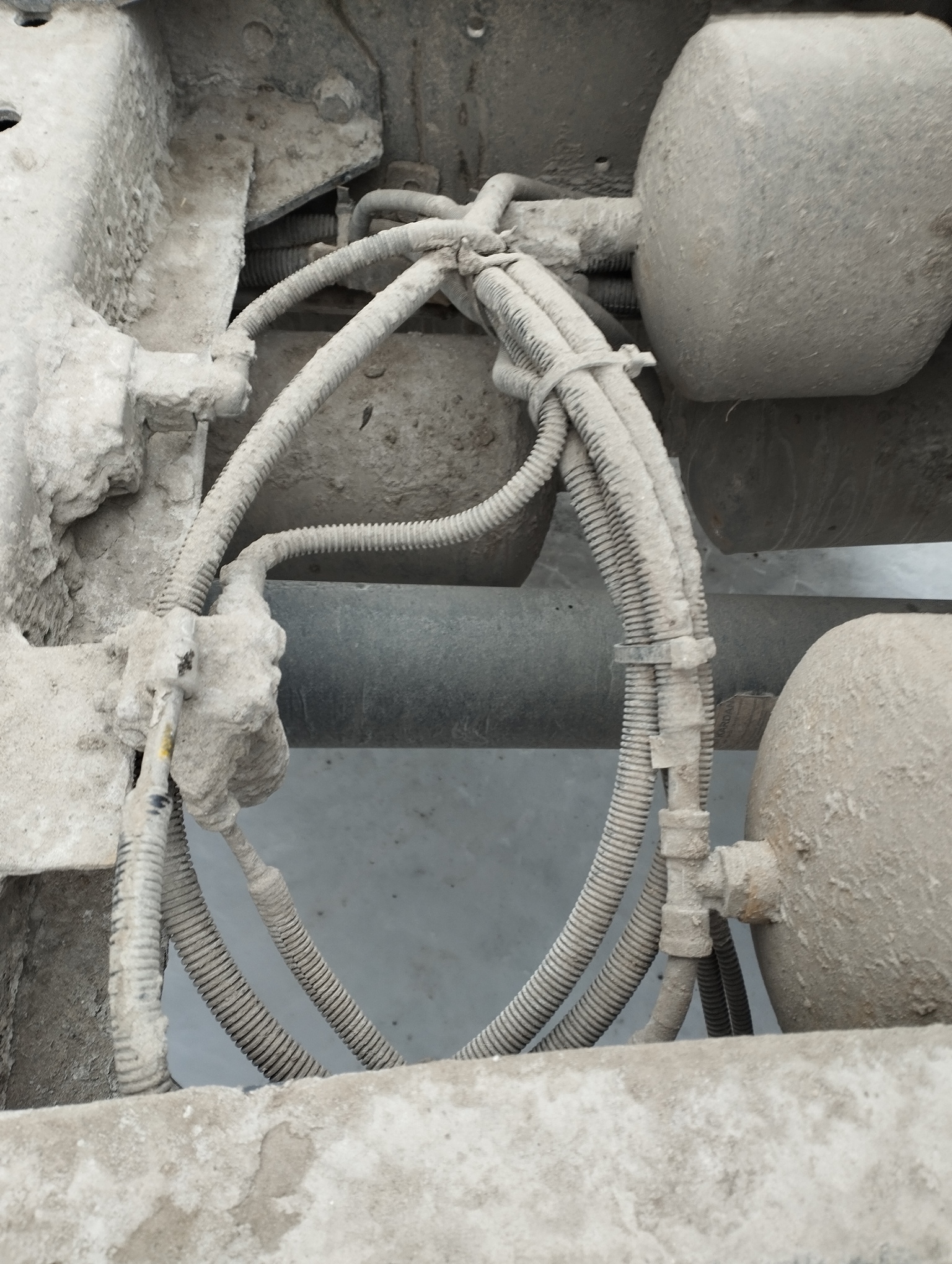 Седельный тягач КАМАЗ 5490-801-DC (газодизель) 2021 г. - фото 35