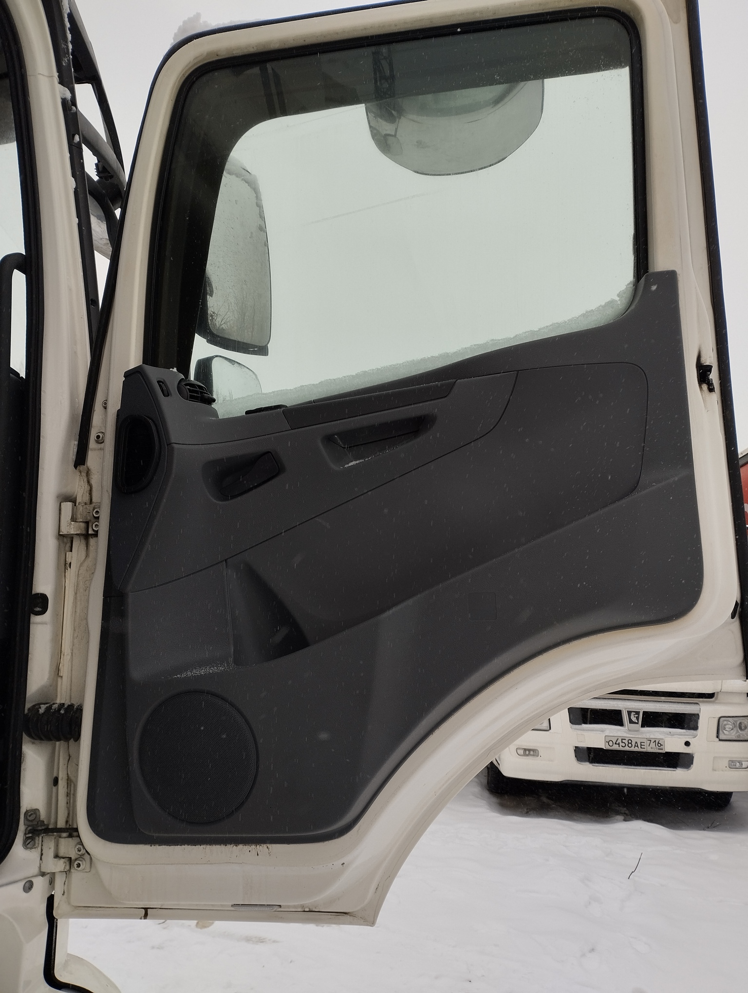 Седельный тягач КАМАЗ 5490-801-DC (газодизель) 2021 г. - фото 7