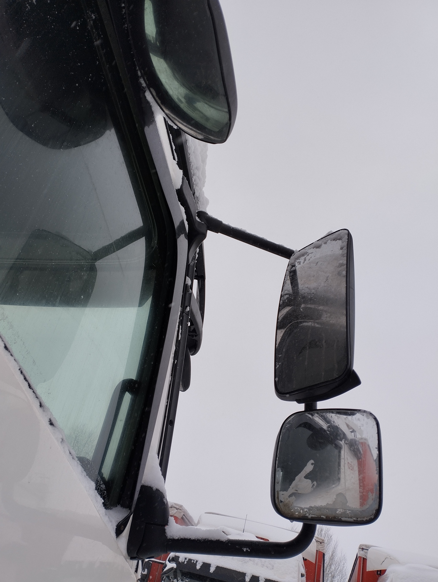 Седельный тягач КАМАЗ 5490-801-DC (газодизель) 2021 г. - фото 15