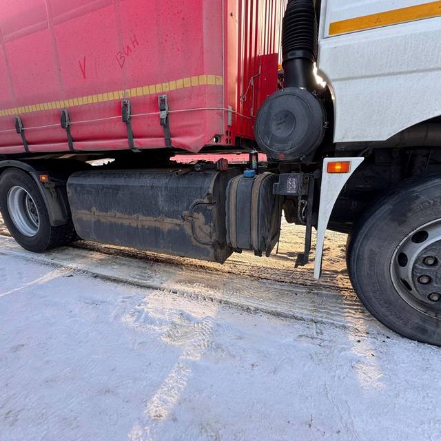 Седельный тягач КАМАЗ 5490-801-DC (газодизель) 2021 г. - фото 13