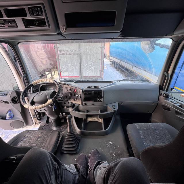 Седельный тягач КАМАЗ 5490-801-DC (газодизель) 2021 г. - фото 30